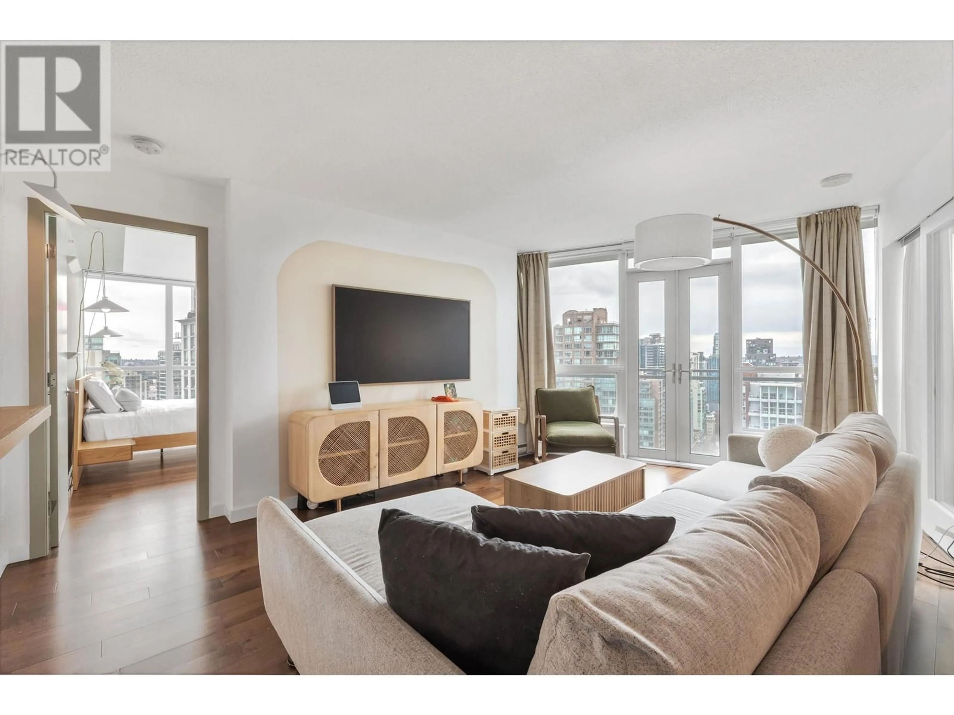Living room with furniture, unknown for 2406 - 833 SEYMOUR STREET, Vancouver British Columbia V6B0G4