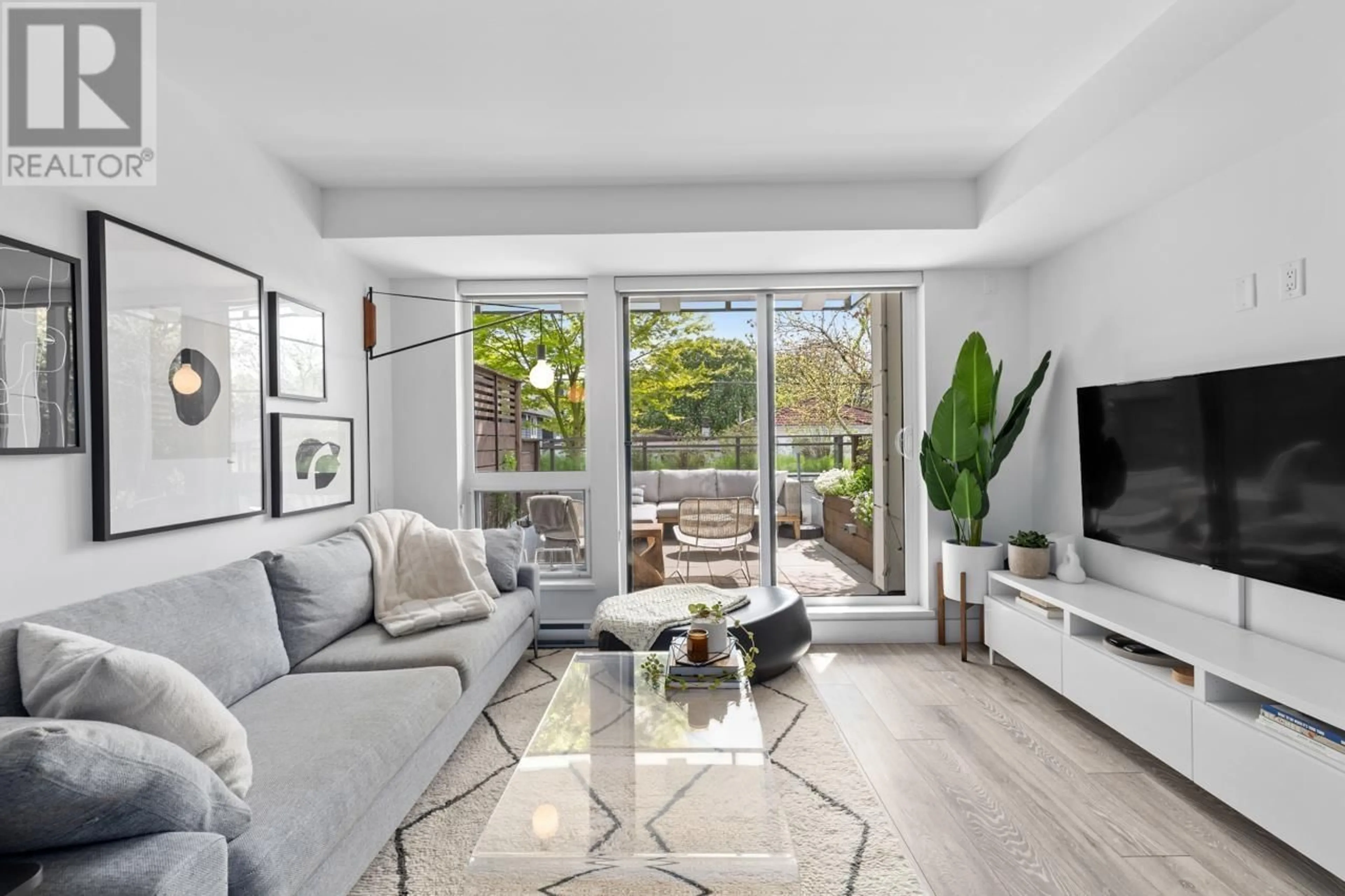 Living room with furniture, unknown for 204 - 630 BROADWAY STREET, Vancouver British Columbia V5T0J1