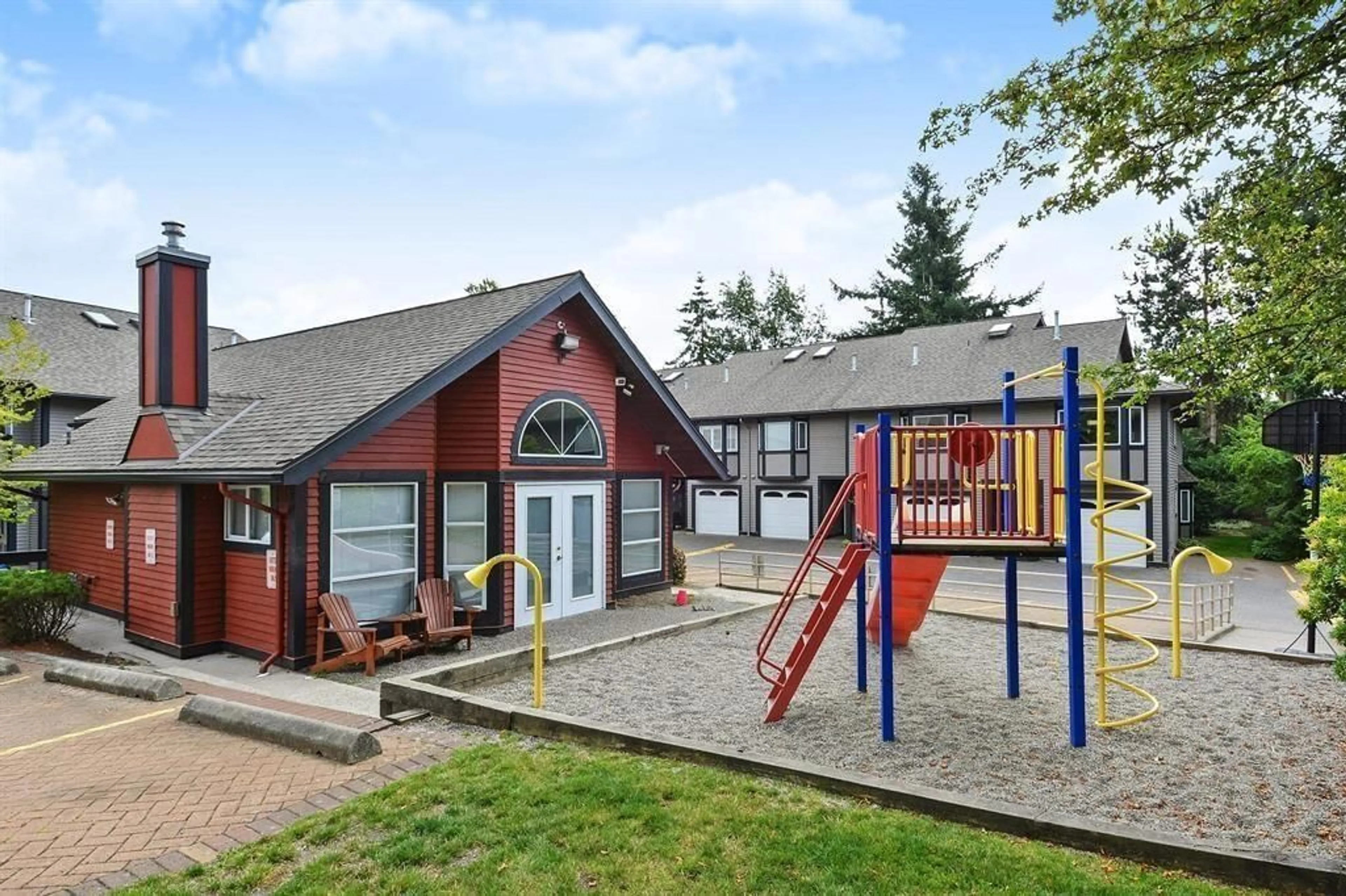 Unknown for 21 - 1828 LILAC, Surrey British Columbia V4A5C9