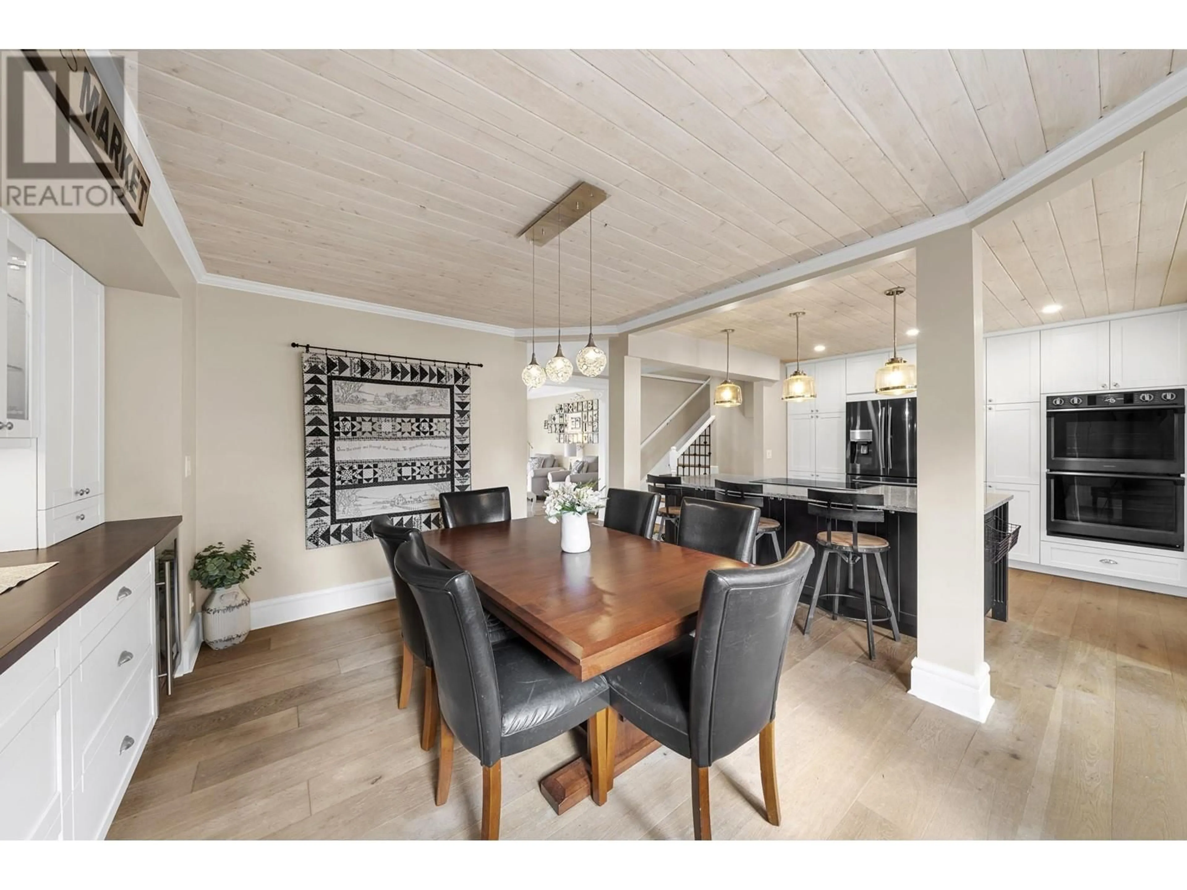 Dining room, wood/laminate floor for 20302 123B AVENUE, Maple Ridge British Columbia V2X0M9