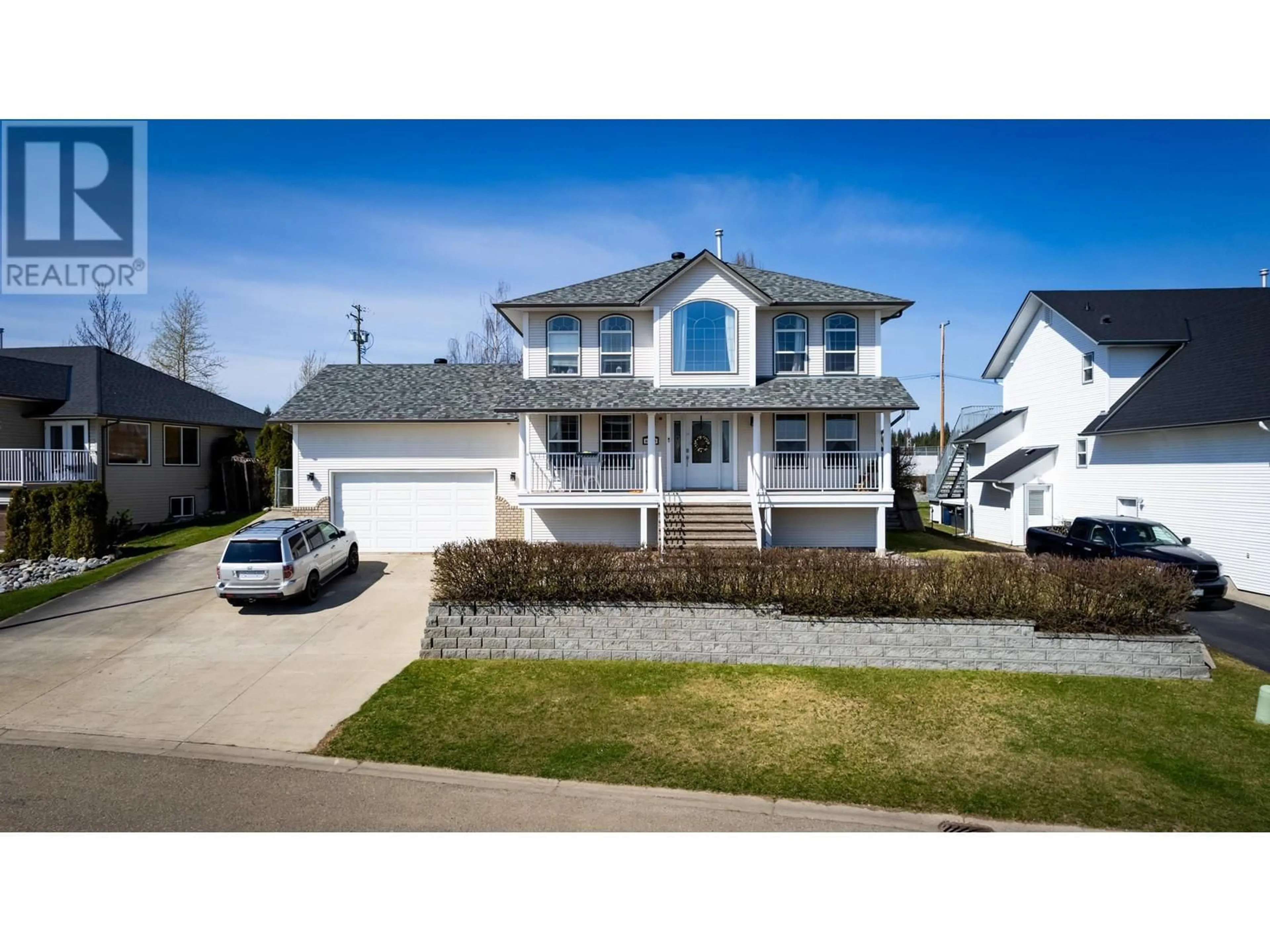 A pic from outside/outdoor area/front of a property/back of a property/a pic from drone, street for 6903 WESTMOUNT DRIVE, Prince George British Columbia V2N6R5
