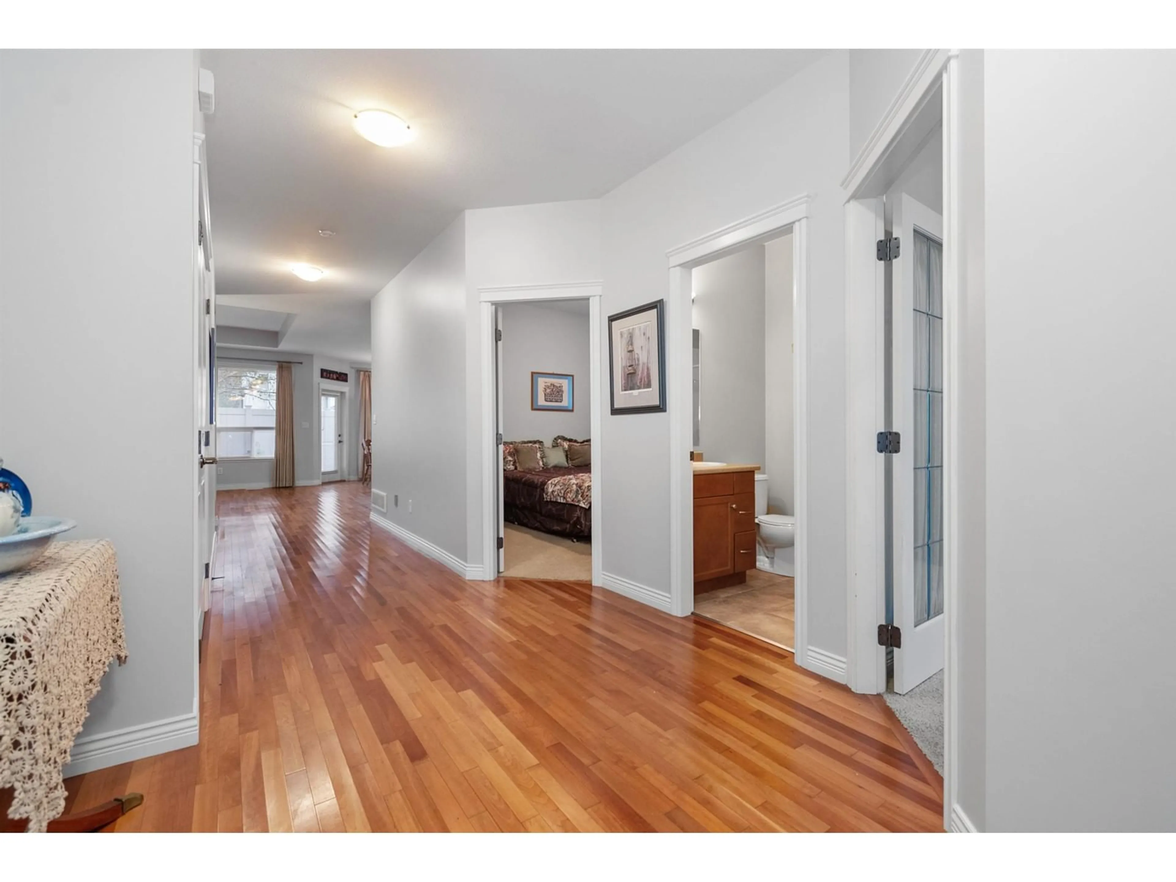 Indoor entryway for 46532 STONEY CREEK DRIVE, Chilliwack British Columbia V2R5N4