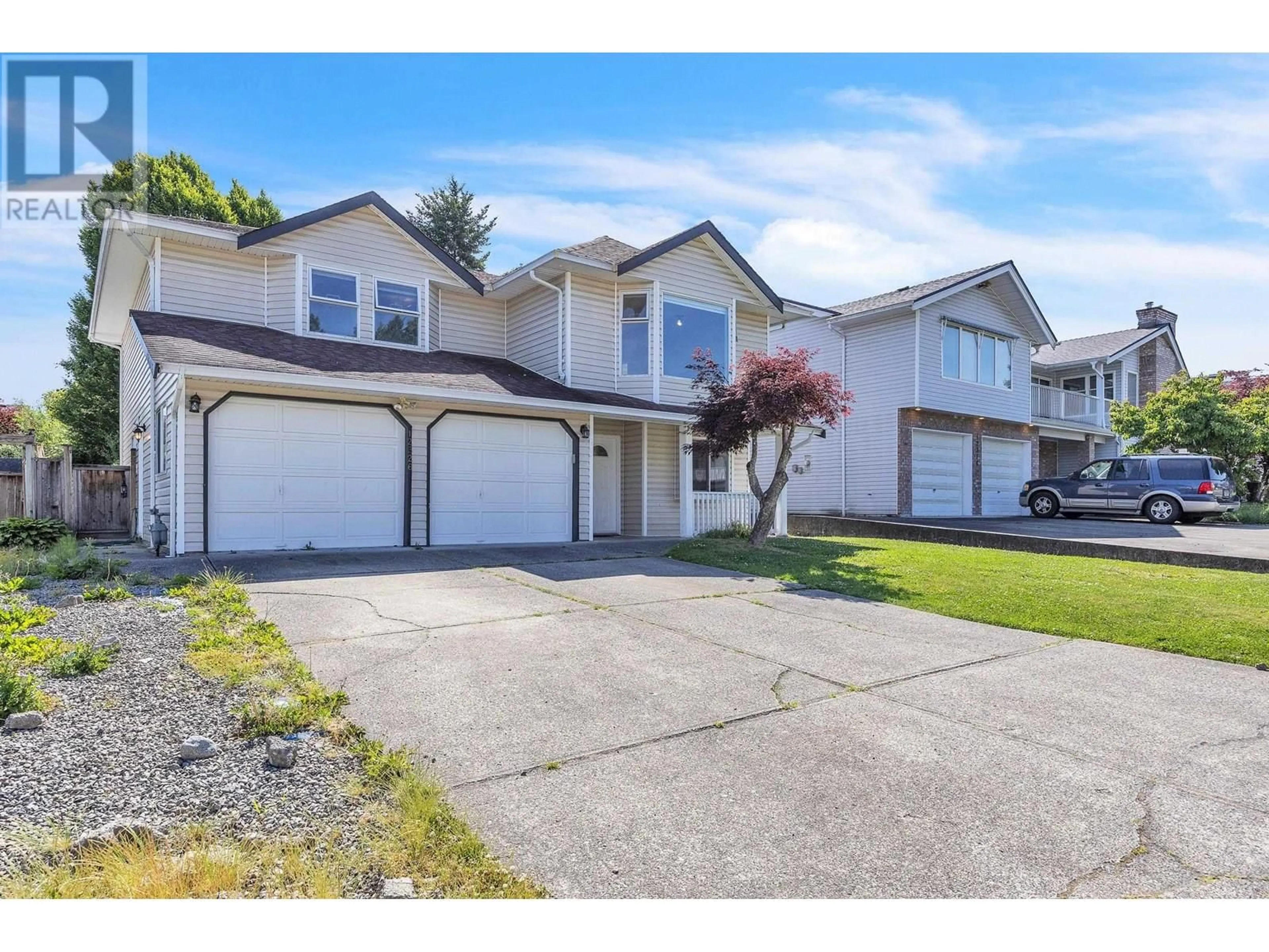 Home with vinyl exterior material, street for 12326 AURORA STREET, Maple Ridge British Columbia V2X0J5