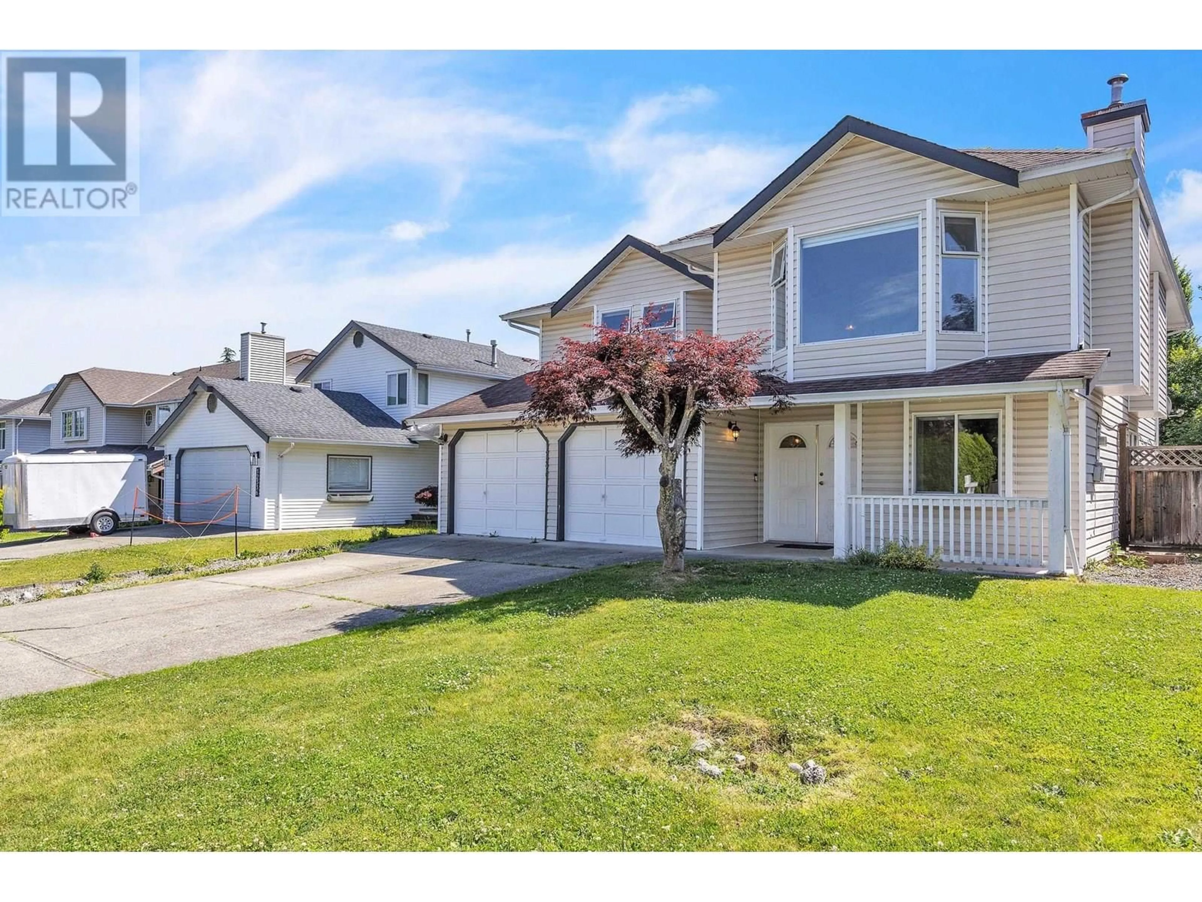 Home with vinyl exterior material, street for 12326 AURORA STREET, Maple Ridge British Columbia V2X0J5