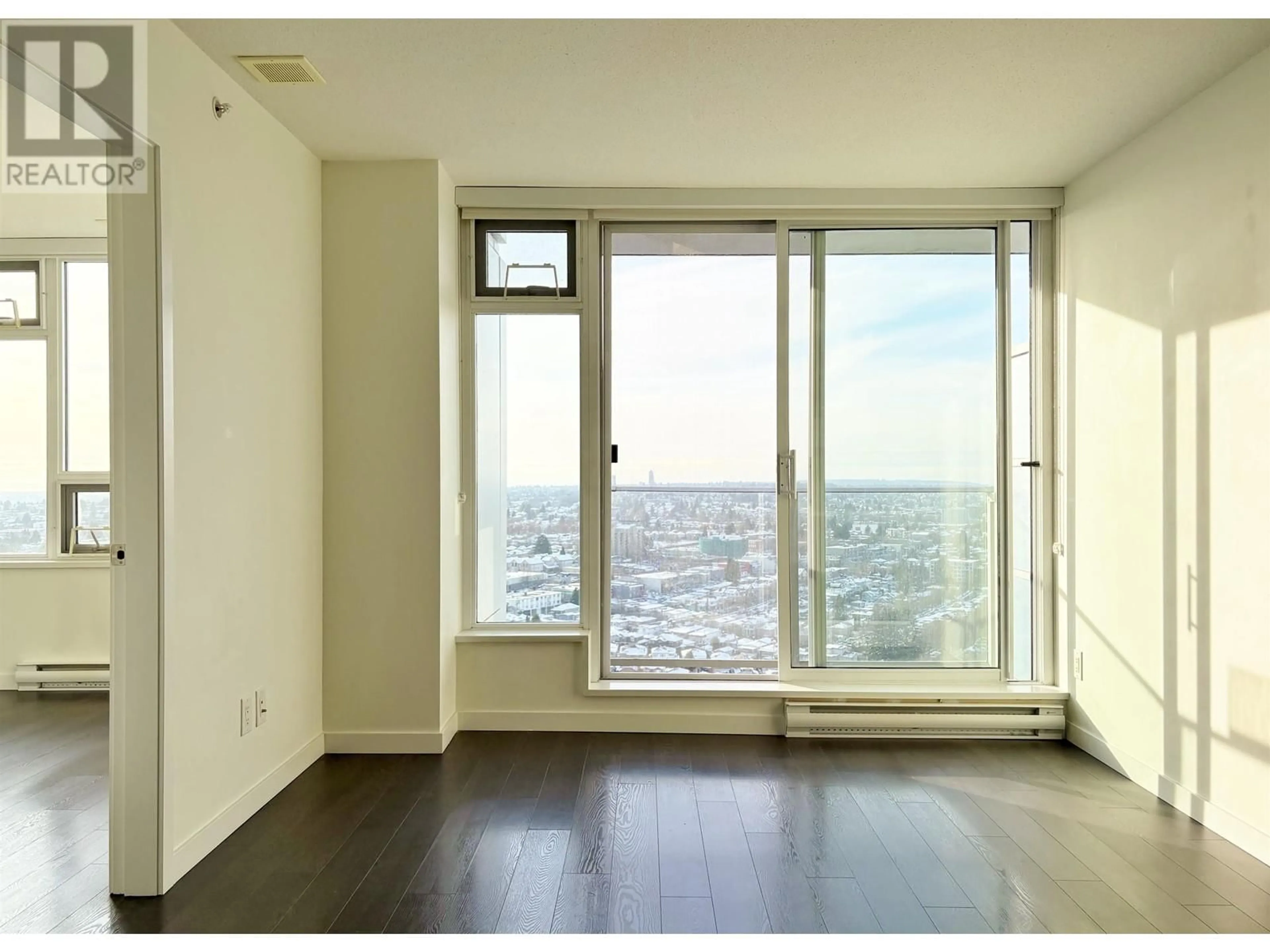 A pic of a room for 3206 - 5665 BOUNDARY ROAD, Vancouver British Columbia V5R0E4