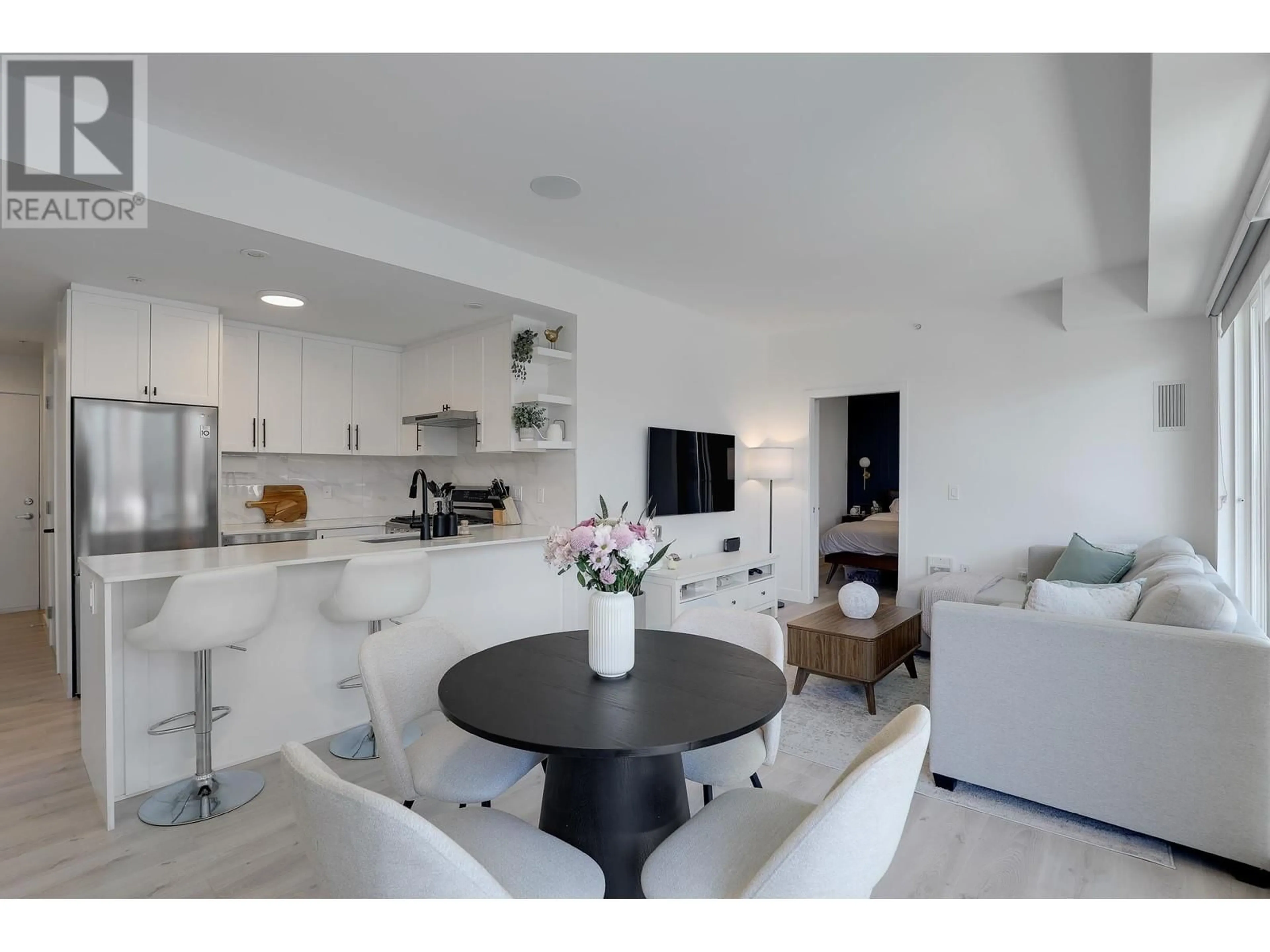 Open concept kitchen, unknown for 401 - 2688 DUKE STREET, Vancouver British Columbia V5R4S9