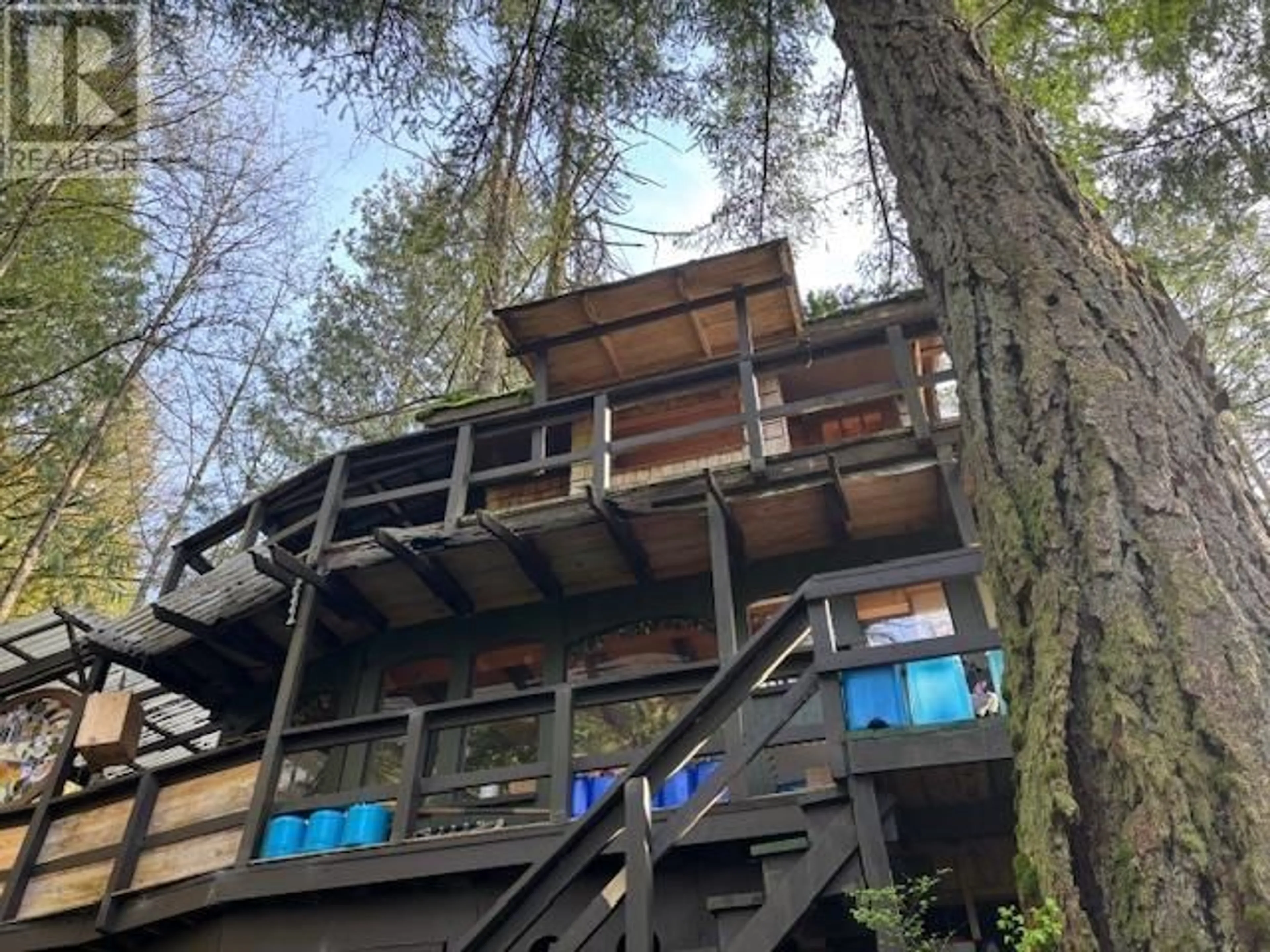 Unknown for Lot 16 TWIN ISLAND, North Vancouver British Columbia V0V0V0