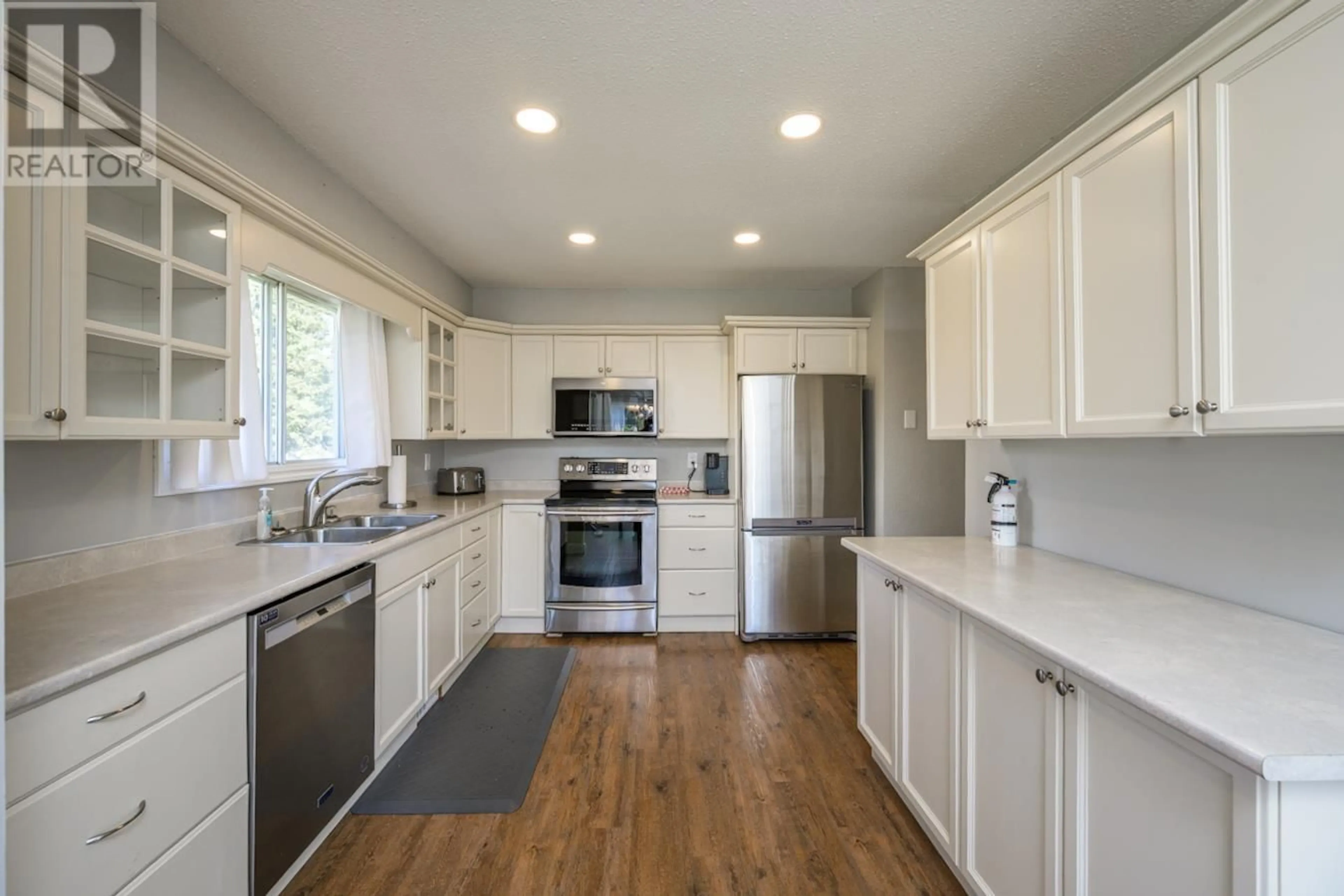 Open concept kitchen, unknown for 7404 EUGENE ROAD, Prince George British Columbia V2N5P6