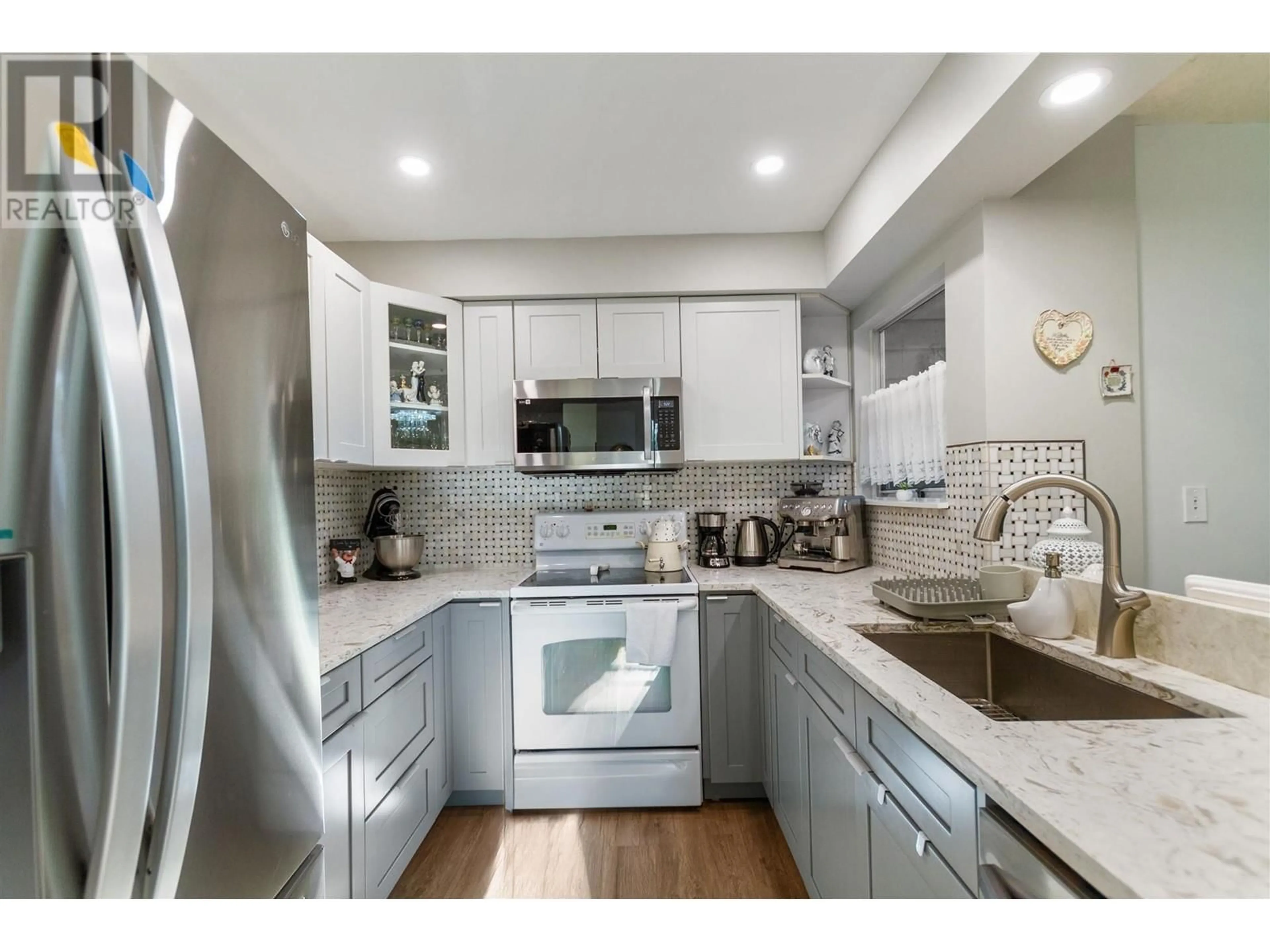 Unknown for 66 - 9000 ASH GROVE CRESCENT, Burnaby British Columbia V5A4M6