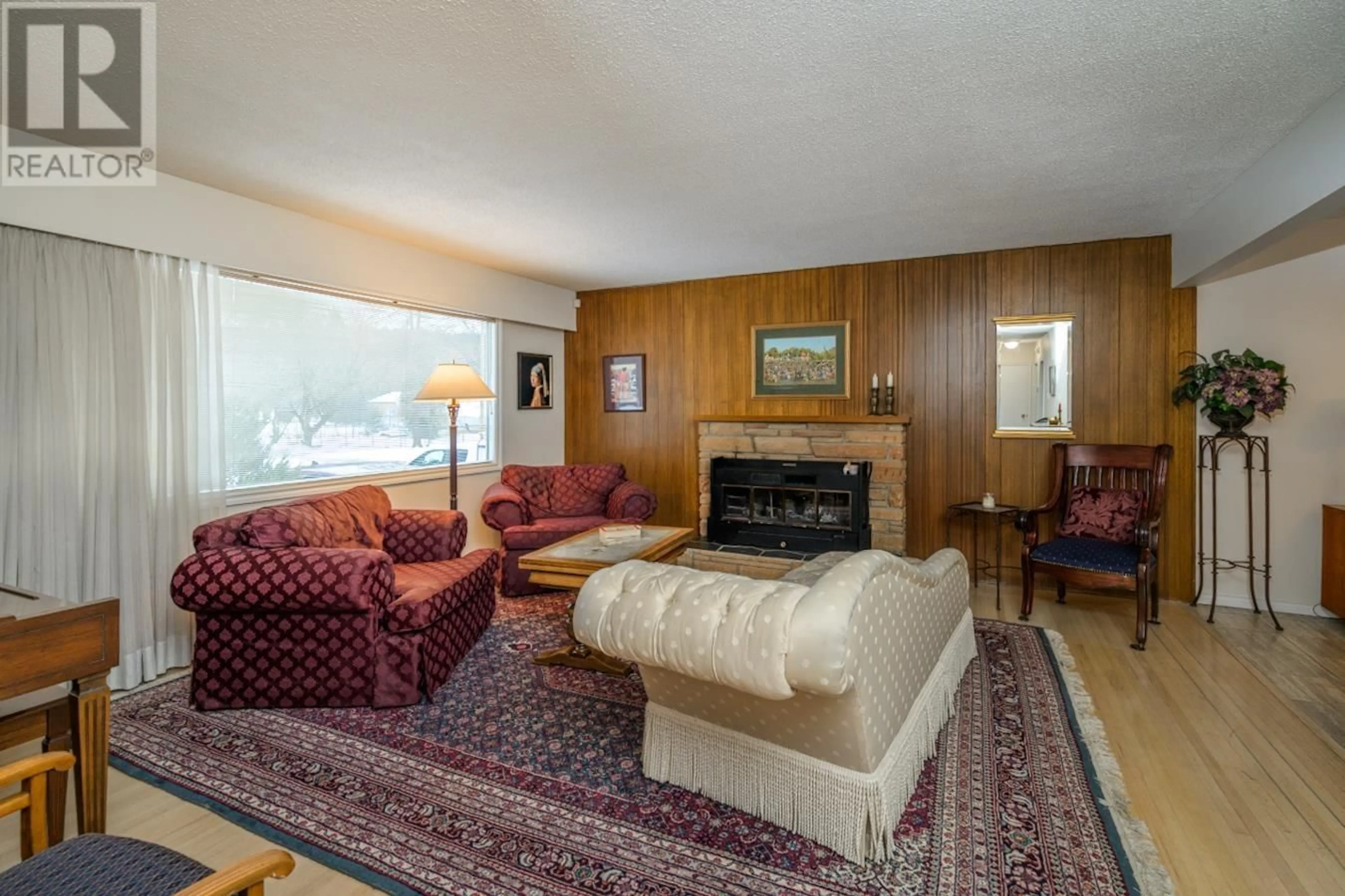 Living room with furniture, unknown for 1867 GORSE STREET, Prince George British Columbia V2L1G7