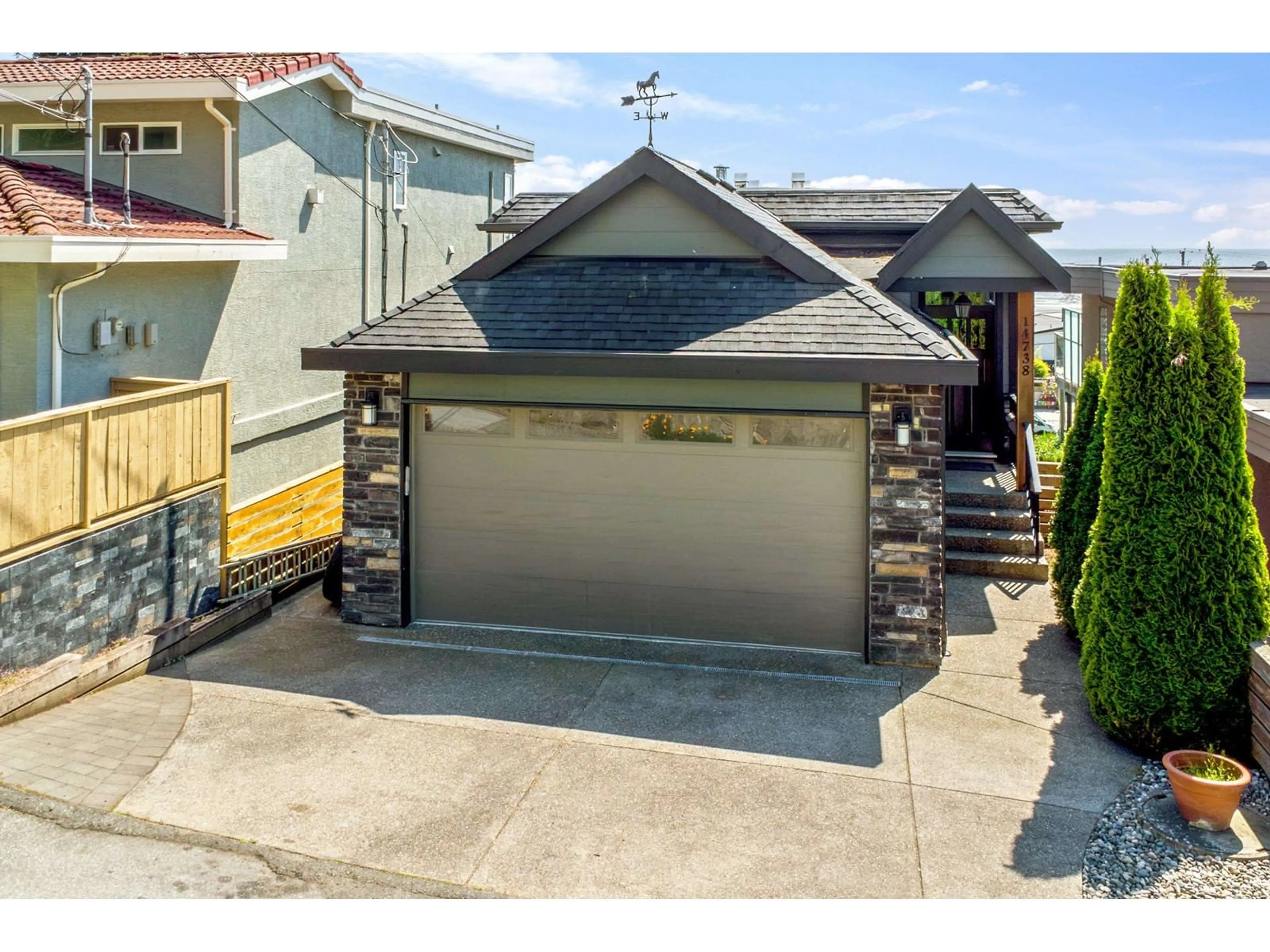 Unknown for 14738 MCDONALD, White Rock British Columbia V4B2C8