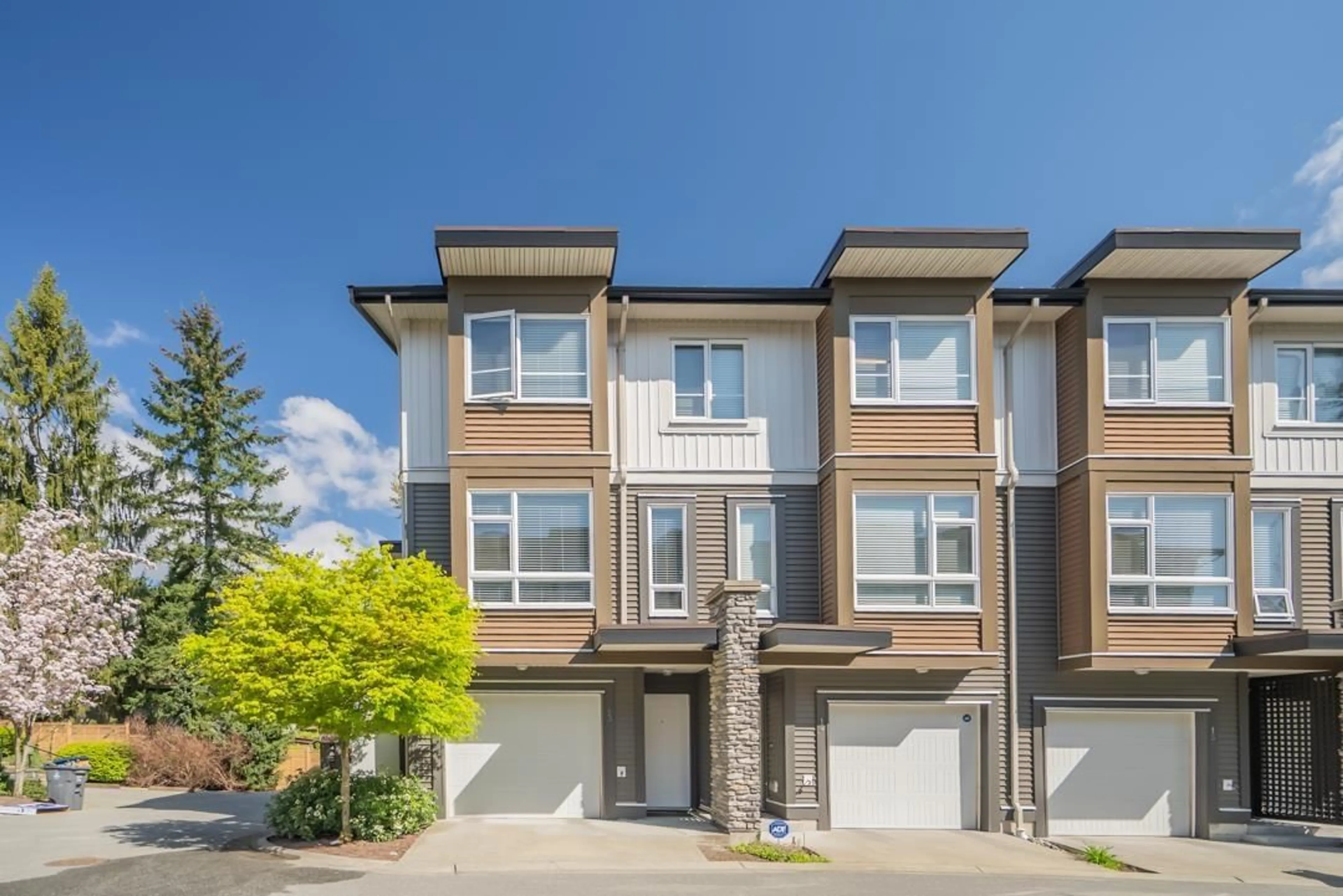 Unknown for 13 - 5888 144, Surrey British Columbia V3X0G8
