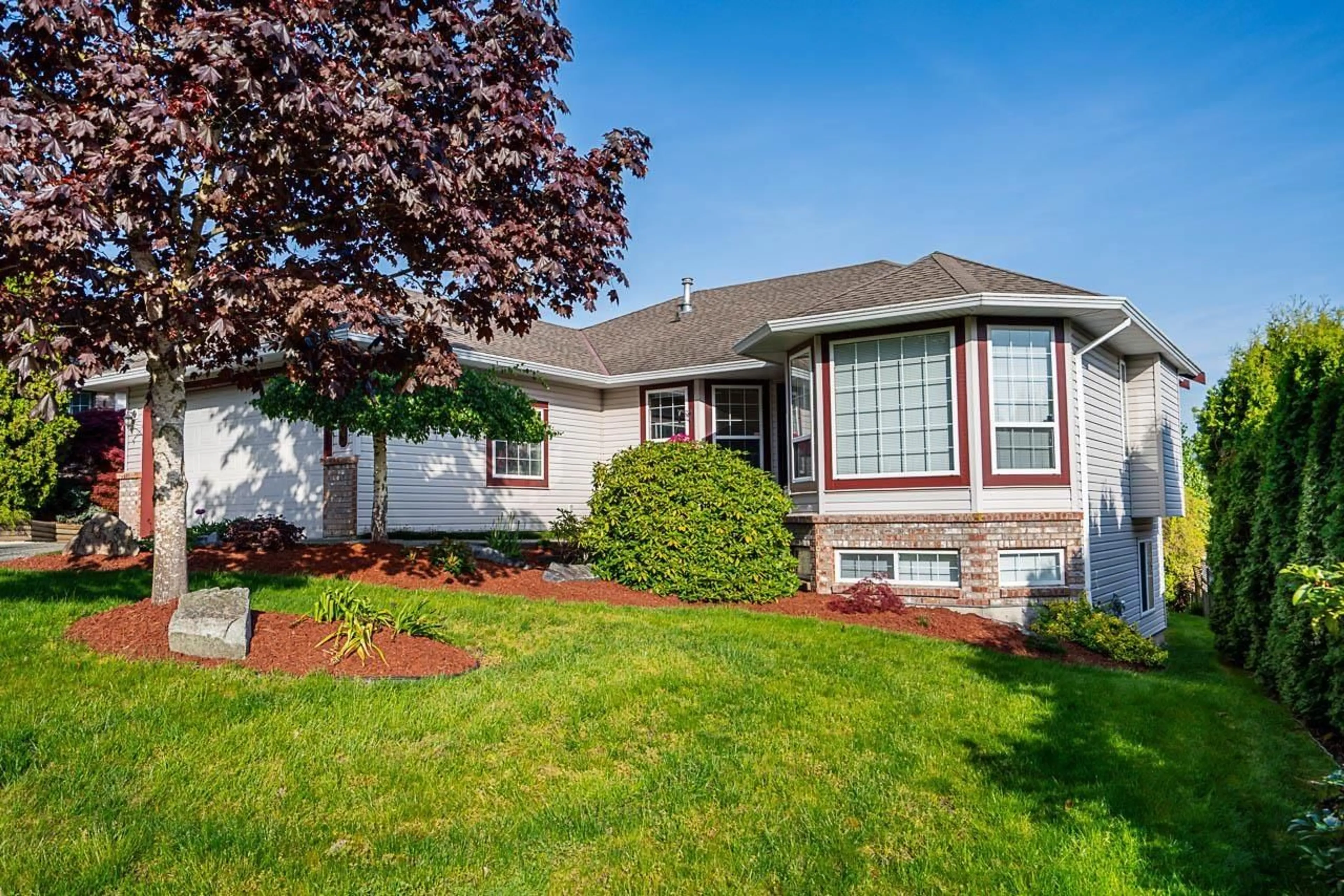 Home with vinyl exterior material, street for 7910 TOPPER, Mission British Columbia V2V6Z2
