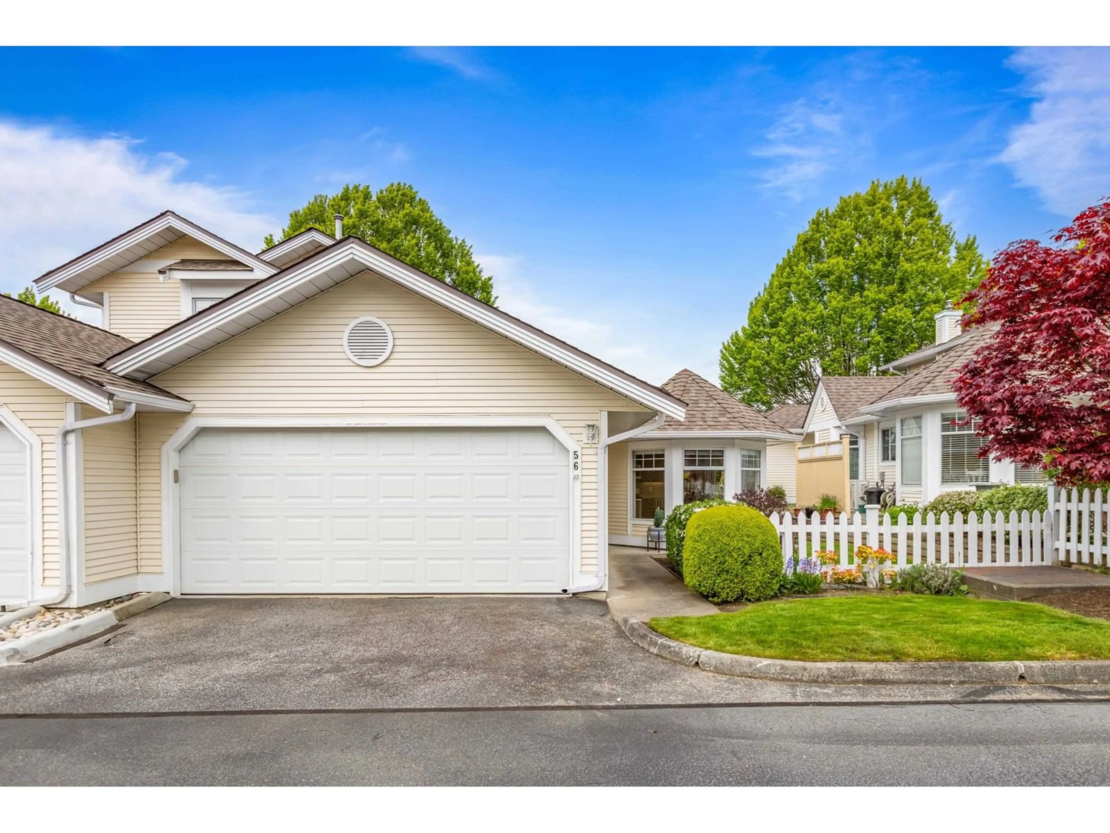 Unknown for 56 - 21138 88, Langley British Columbia V1M2G7
