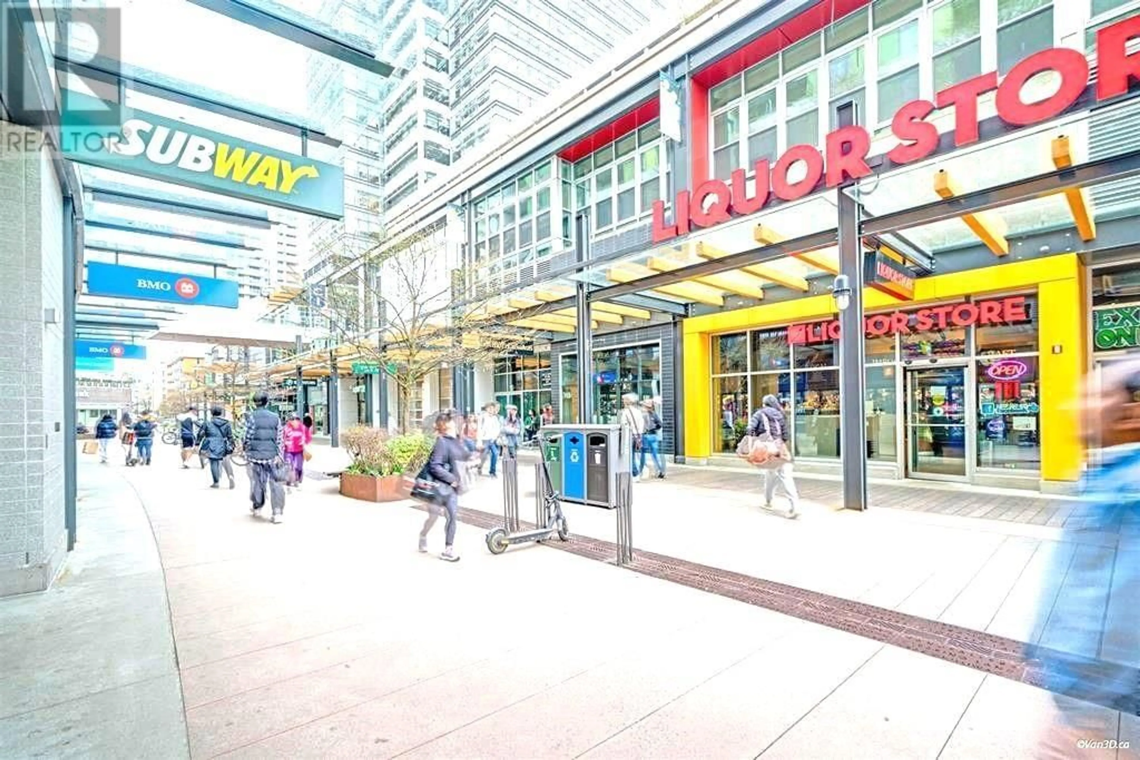 Indoor foyer for 2206 - 488 MARINE DRIVE, Vancouver British Columbia V5X0C6