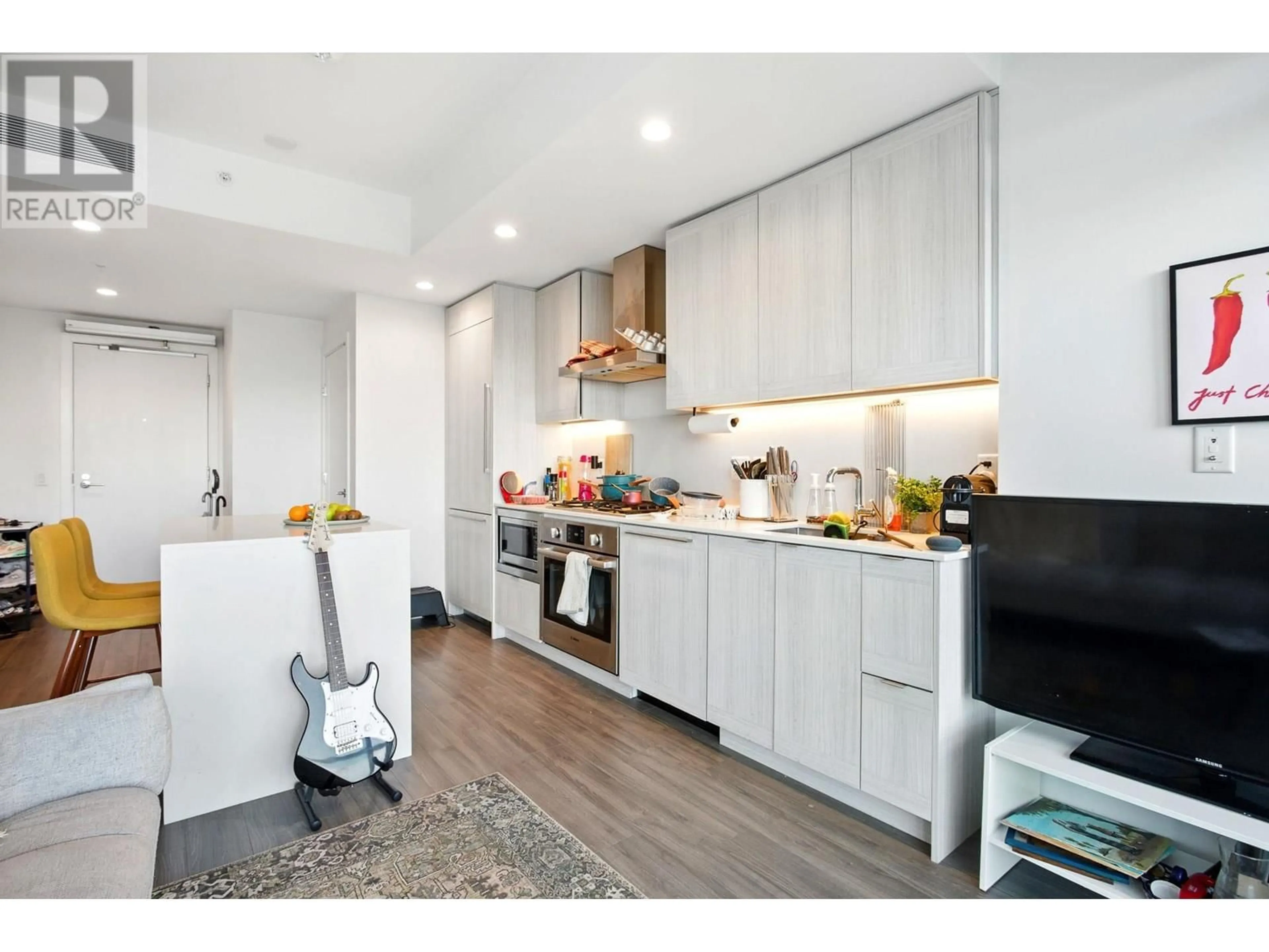 Open concept kitchen, unknown for 1203 - 2351 BETA AVENUE, Burnaby British Columbia V5C0M2