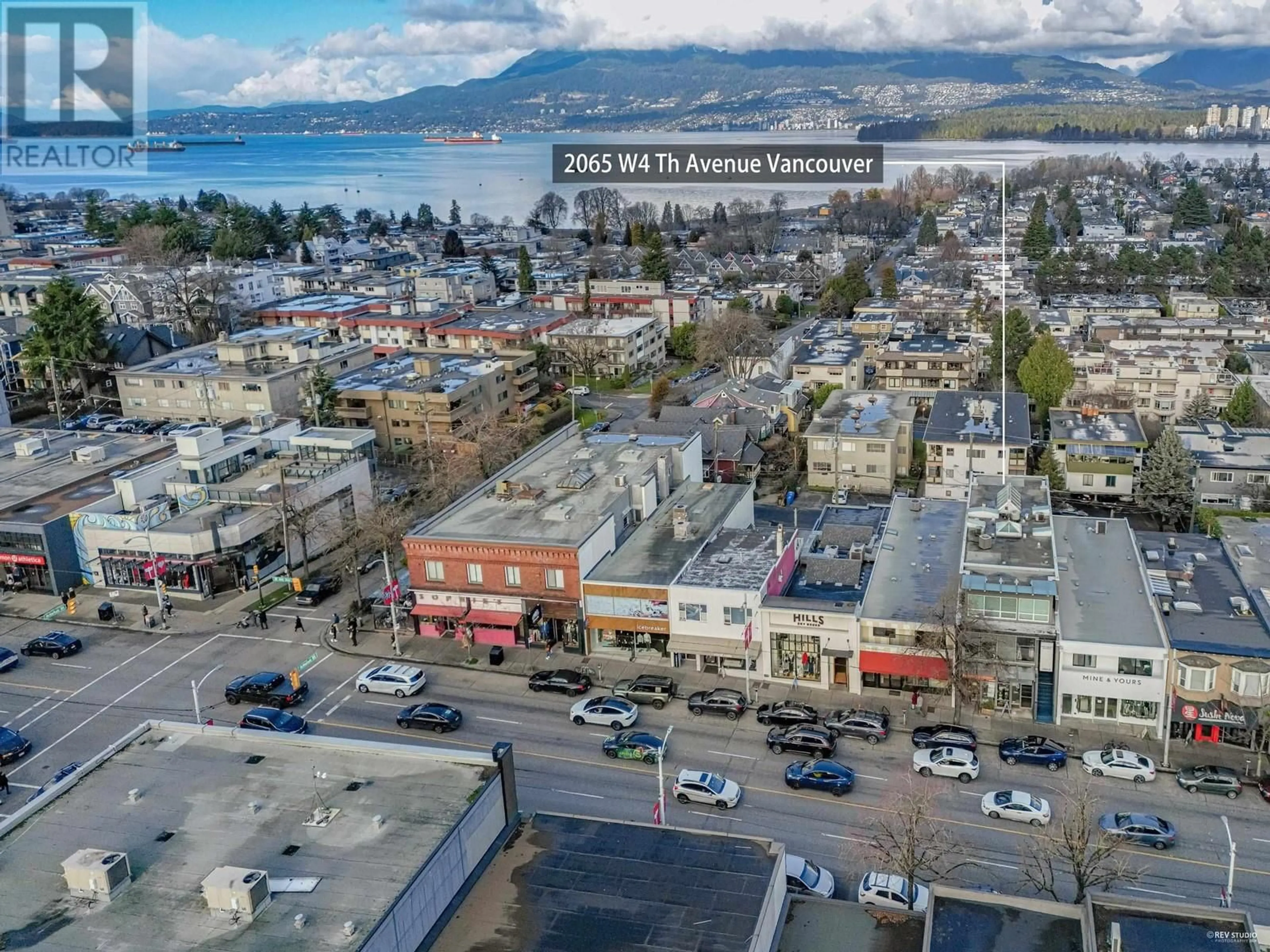 A pic from outside/outdoor area/front of a property/back of a property/a pic from drone, mountain view for PH - 2065 4TH AVENUE, Vancouver British Columbia V6J1N3