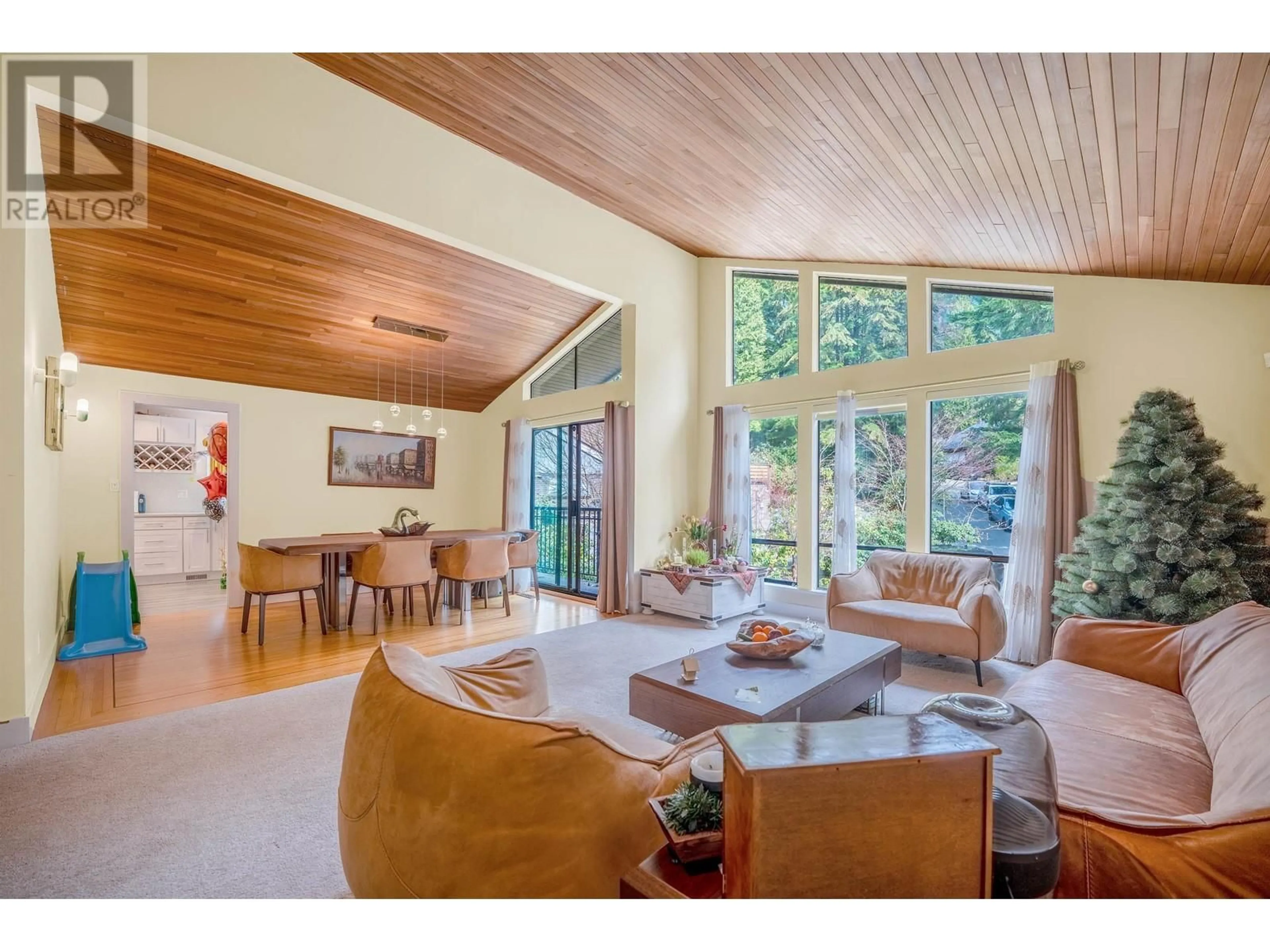 Dining room, unknown for 5535 HUCKLEBERRY LANE, North Vancouver British Columbia V7R4N9