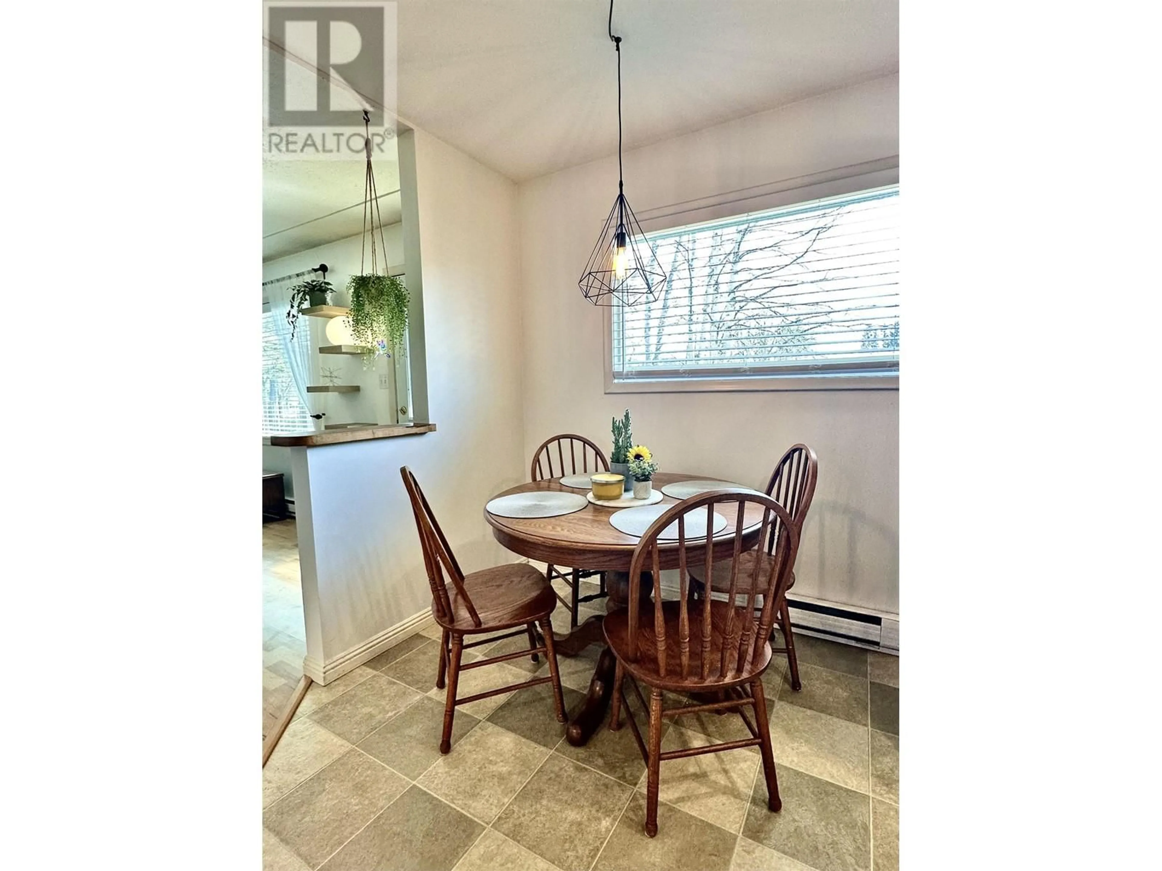 Dining room, unknown for 1260 3RD AVENUE, Valemount British Columbia V0E2Z0
