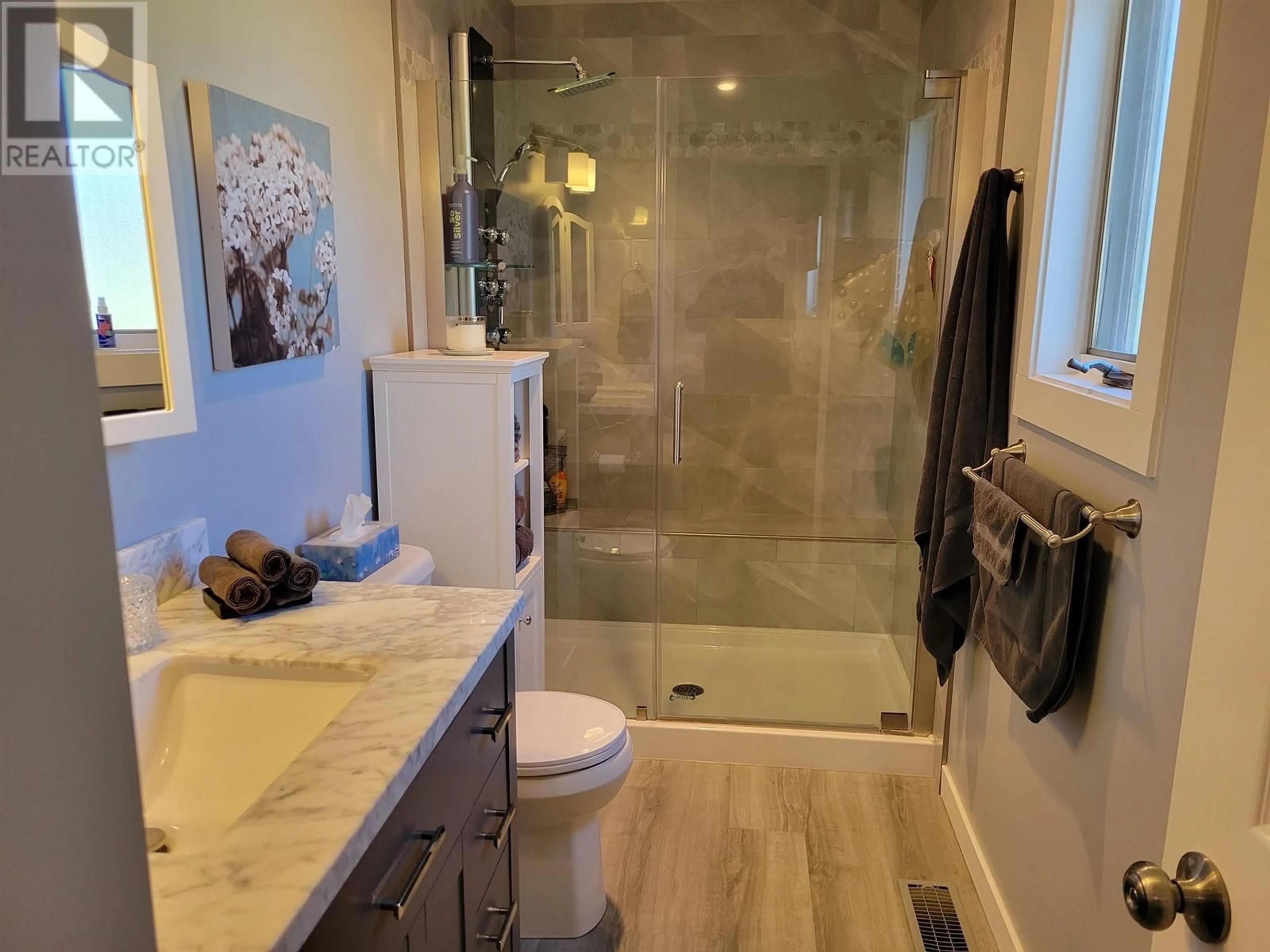 Contemporary bathroom, ceramic/tile floor for 2382 REDMOND PIT ROAD, Vanderhoof British Columbia V0J3A0