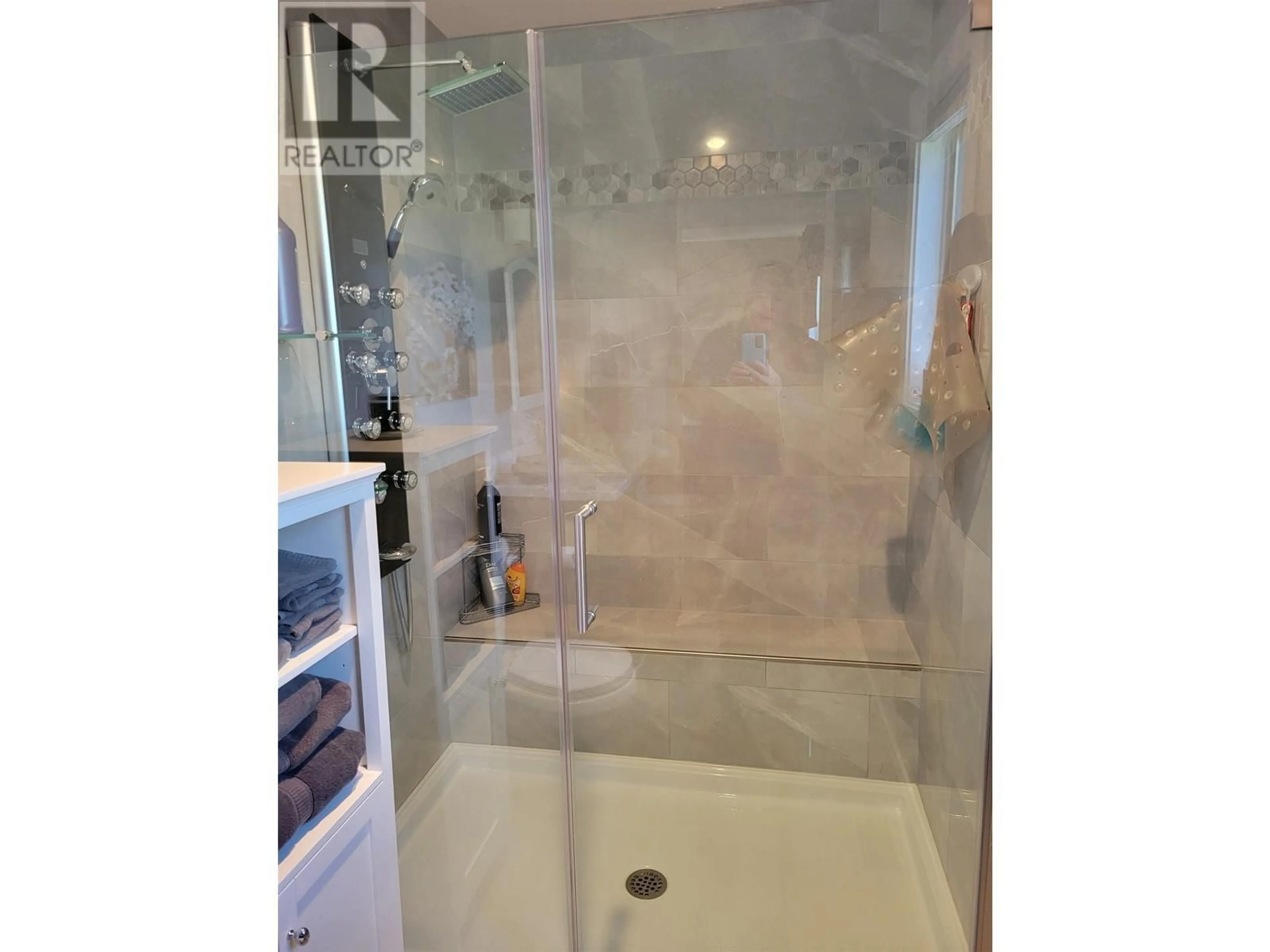 Contemporary bathroom, ceramic/tile floor for 2382 REDMOND PIT ROAD, Vanderhoof British Columbia V0J3A0