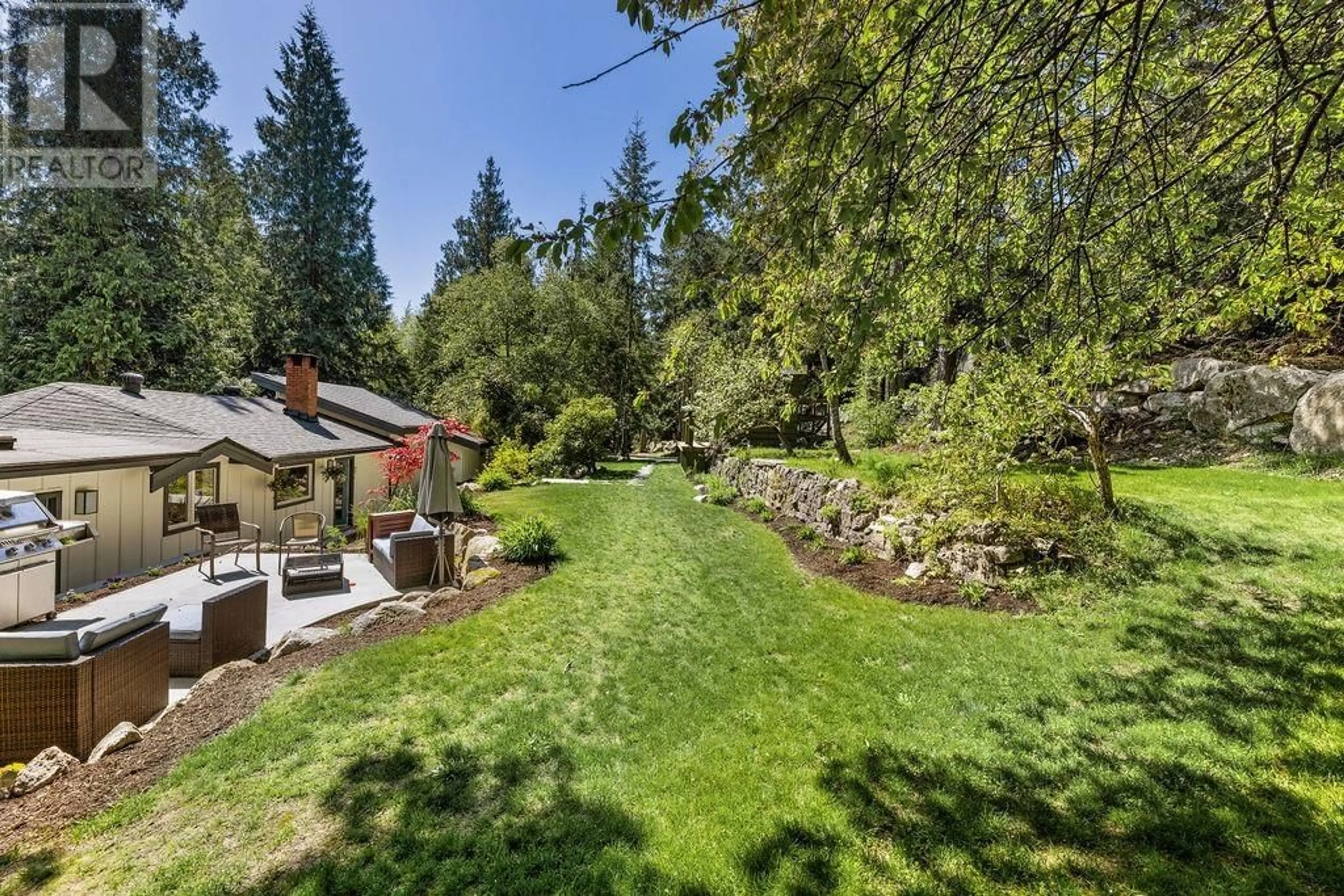 A pic from outside/outdoor area/front of a property/back of a property/a pic from drone, water/lake/river/ocean view for 1544 HENDERSON AVENUE, Roberts Creek British Columbia V0N2W2