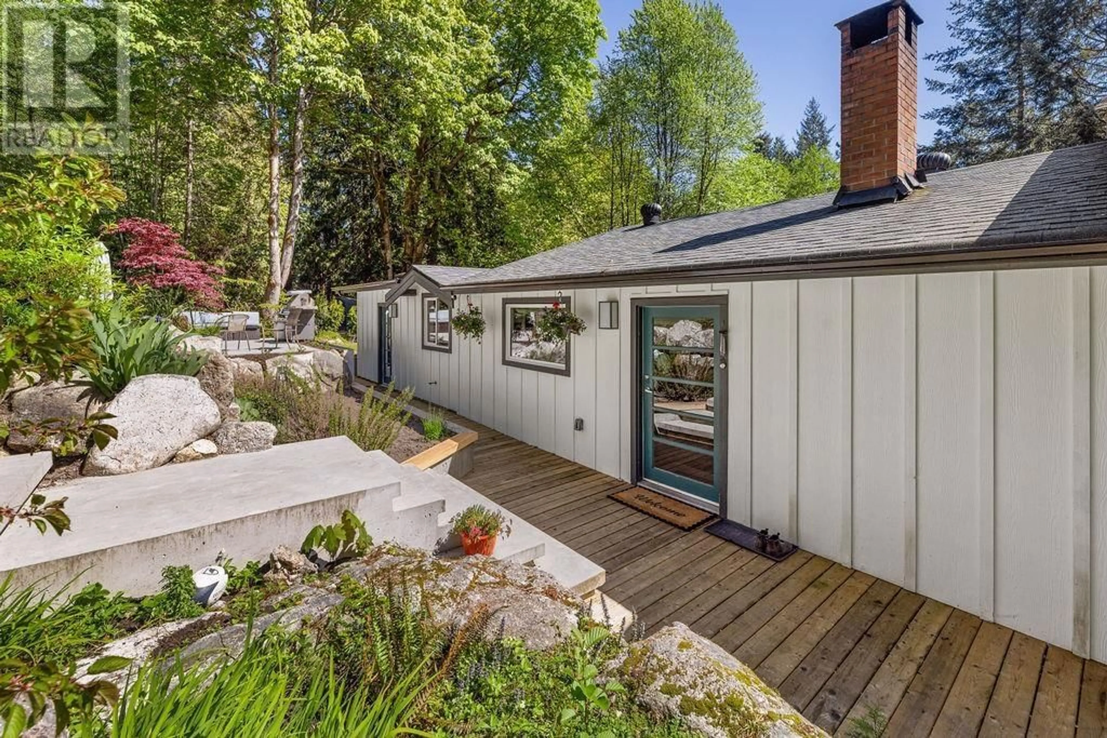 Patio, unknown for 1544 HENDERSON AVENUE, Roberts Creek British Columbia V0N2W2