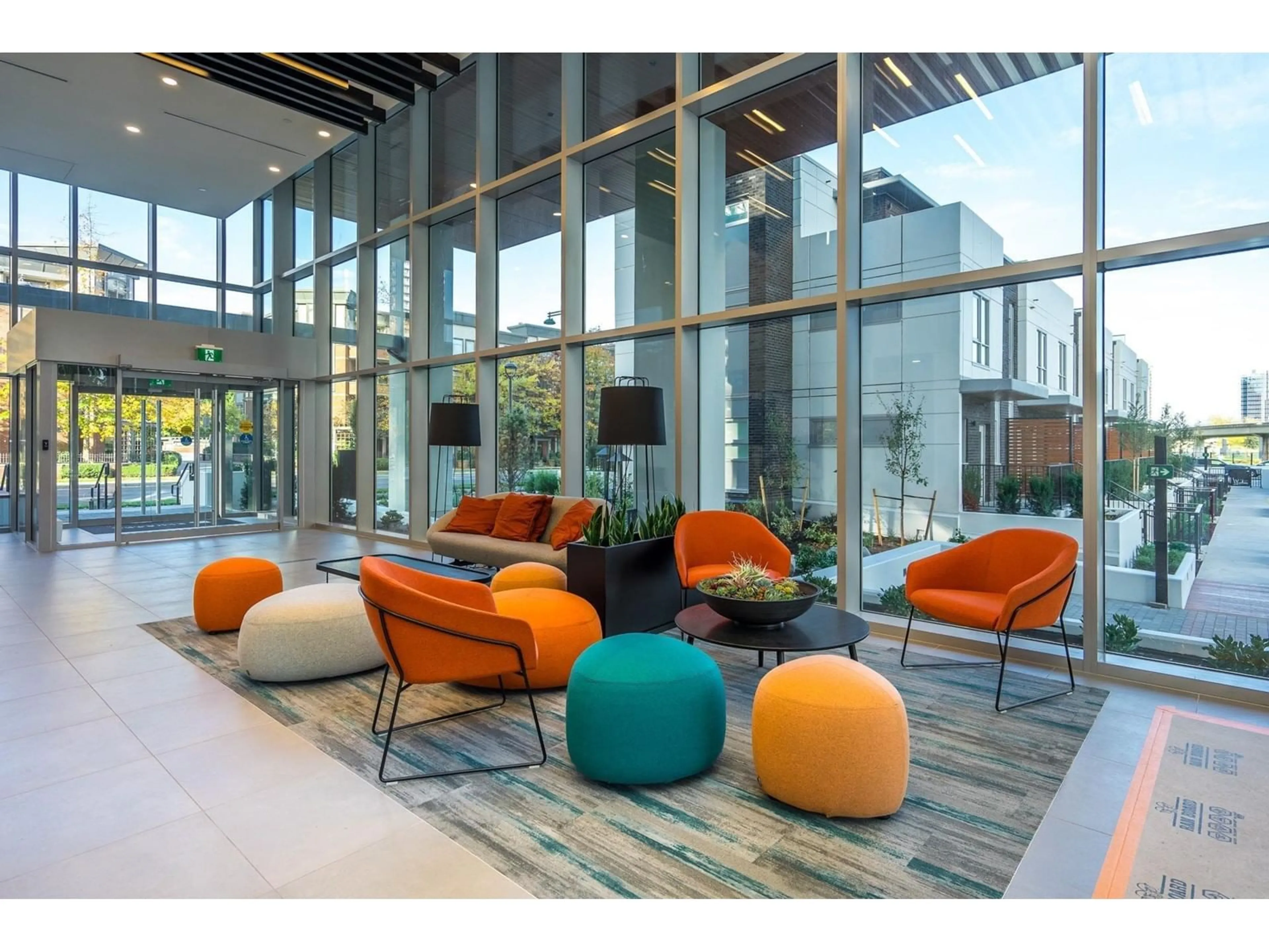 Lobby for 1608 - 10448 UNIVERSITY, Surrey British Columbia V3T0S7