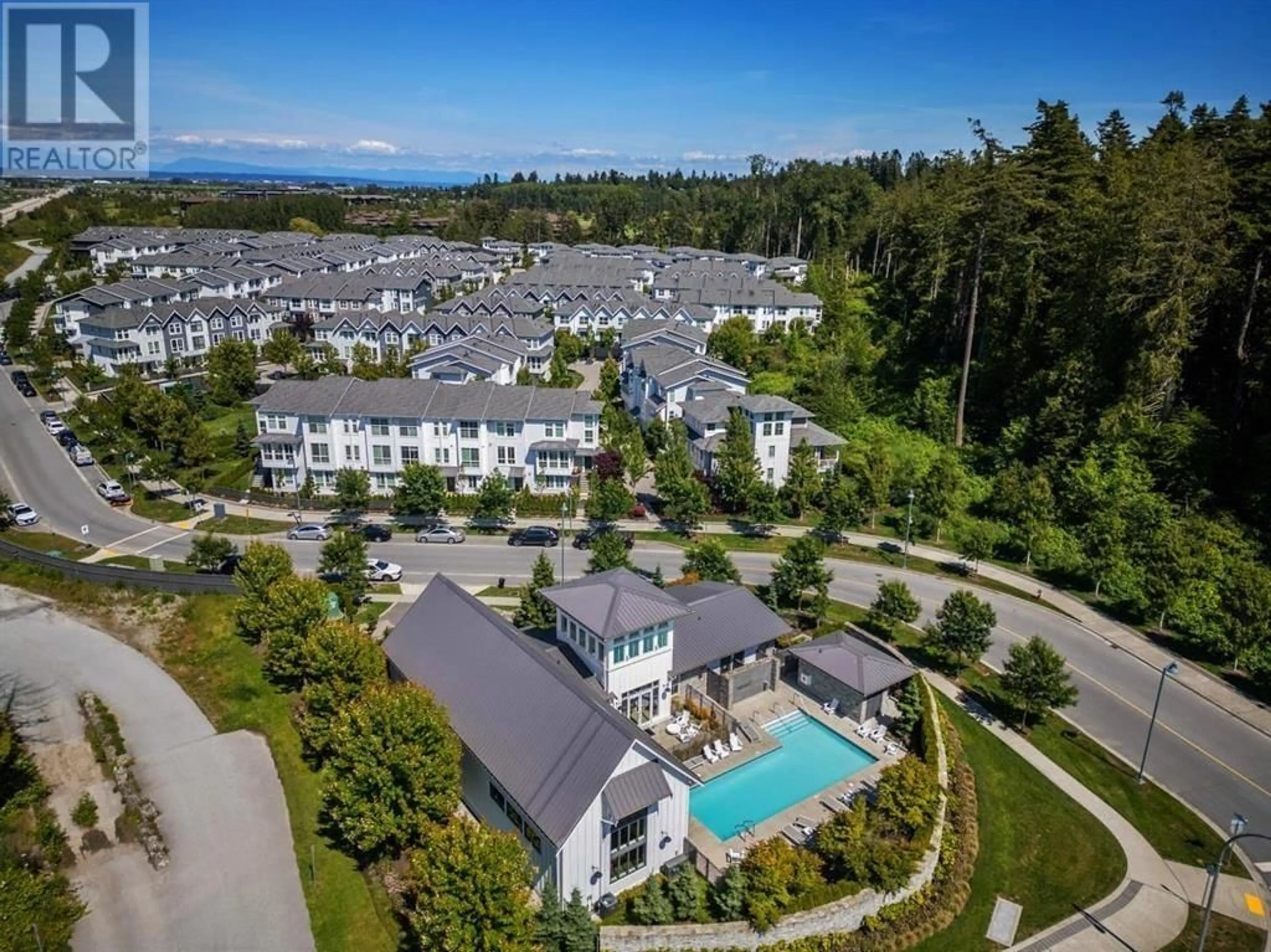 A pic from outside/outdoor area/front of a property/back of a property/a pic from drone, mountain view for 19 - 4716 ORCA WAY, Delta British Columbia V4M0E5