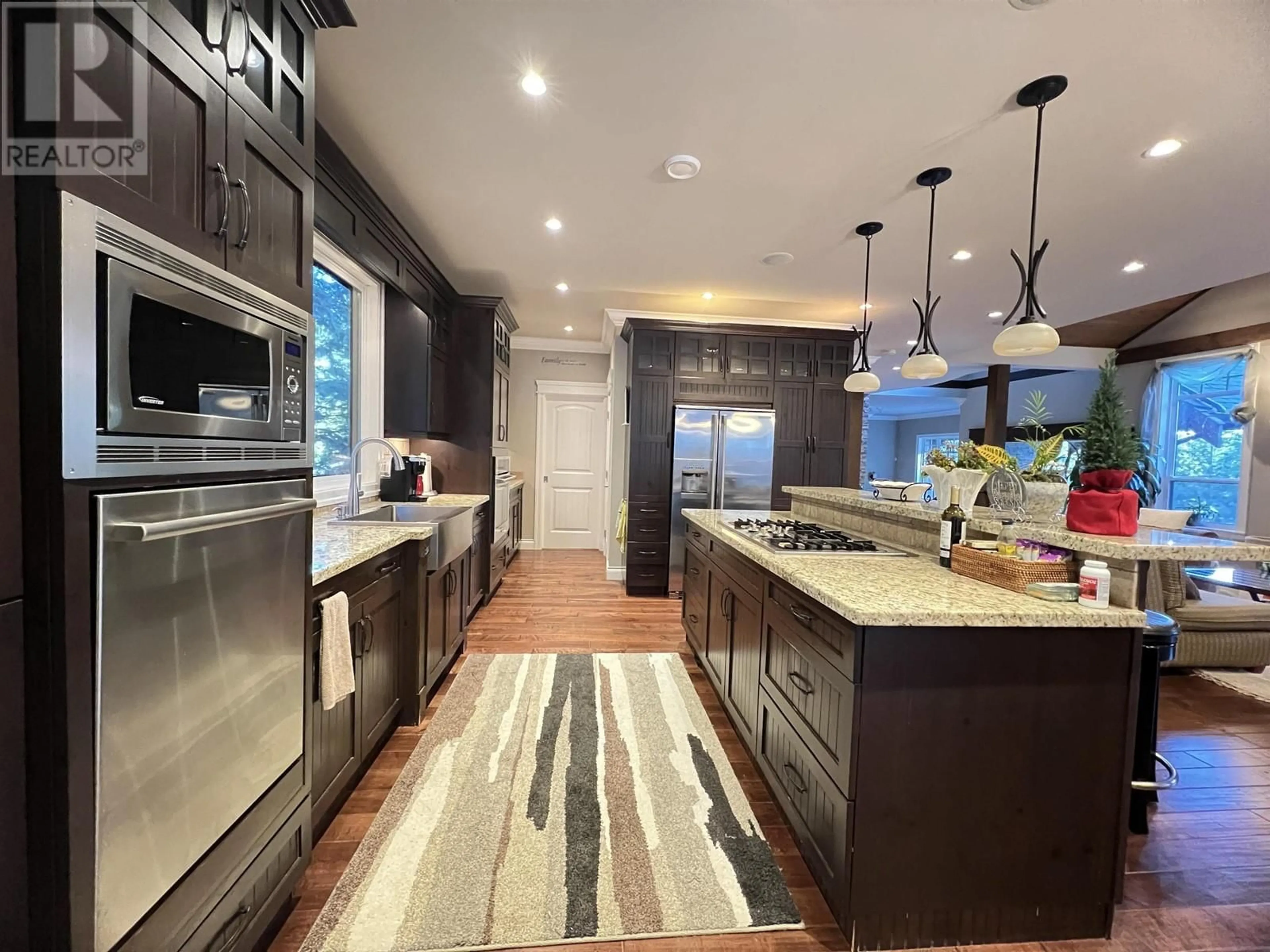 Open concept kitchen, unknown for 2871 FERN DRIVE, Anmore British Columbia V3H4W9