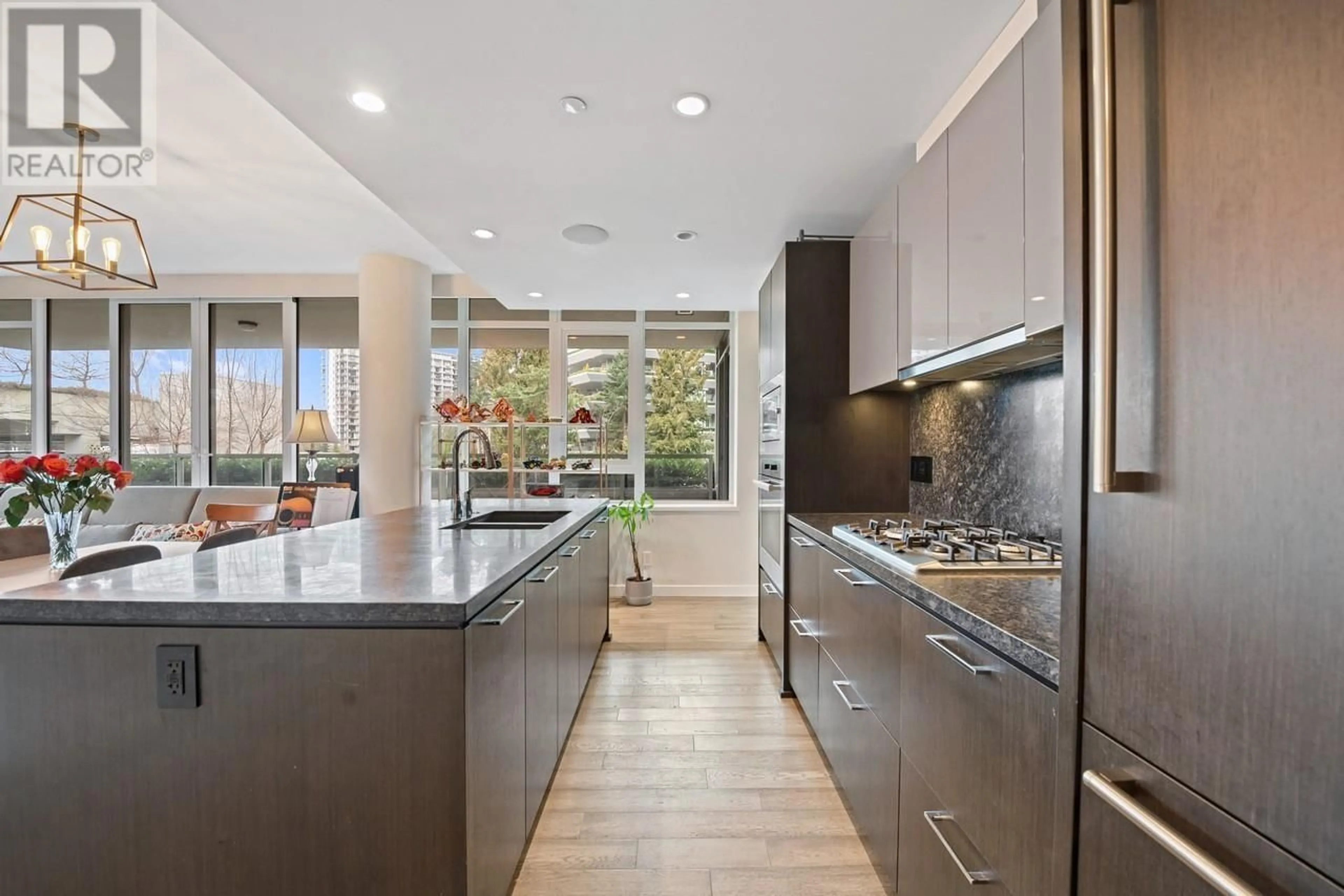 Contemporary kitchen, ceramic/tile floor for 203 - 788 ARTHUR ERICKSON PLACE, West Vancouver British Columbia V7T0B6