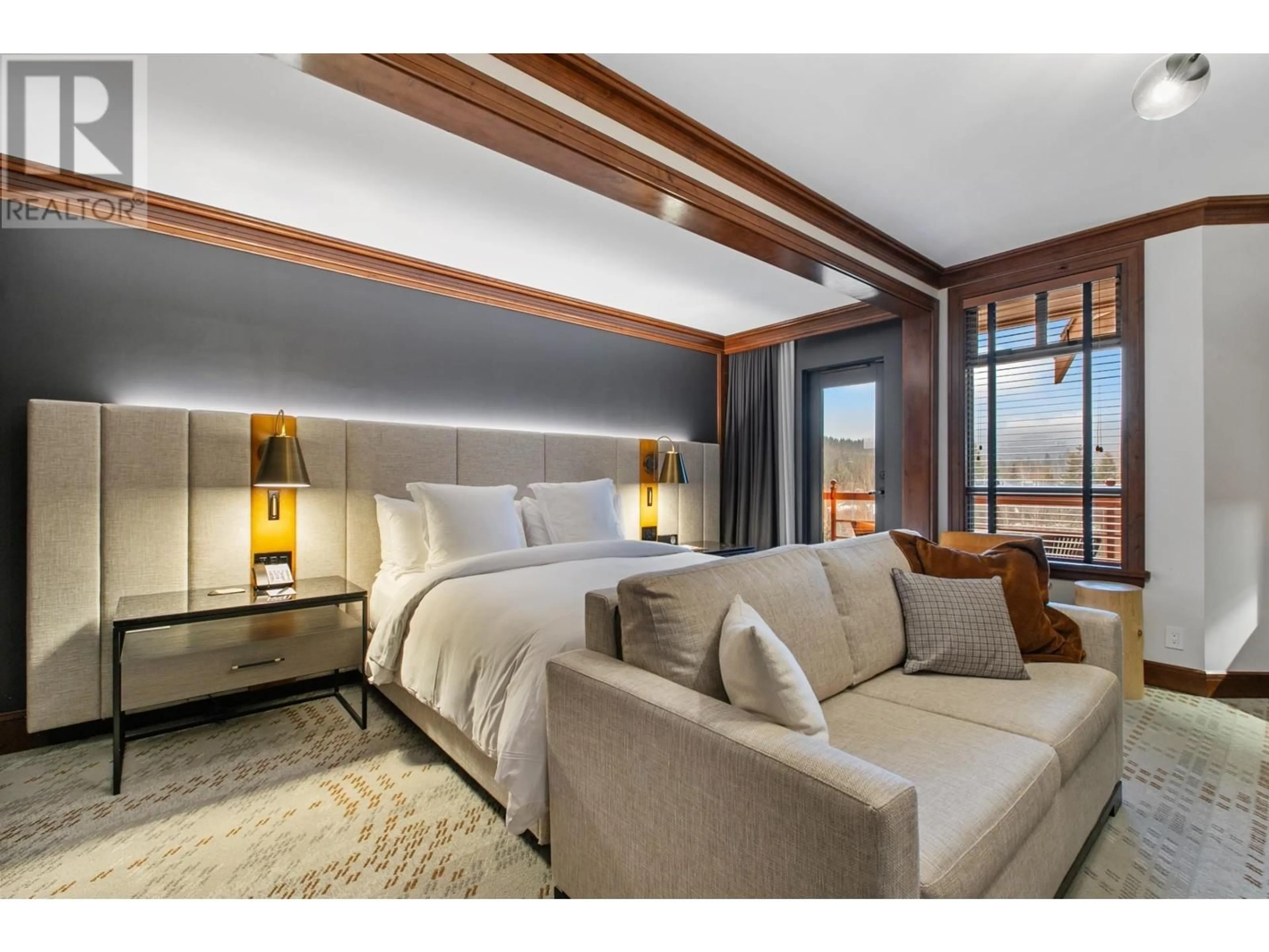 Bedroom with bed, unknown for 707 - 4591 BLACKCOMB WAY, Whistler British Columbia V8E0Y4