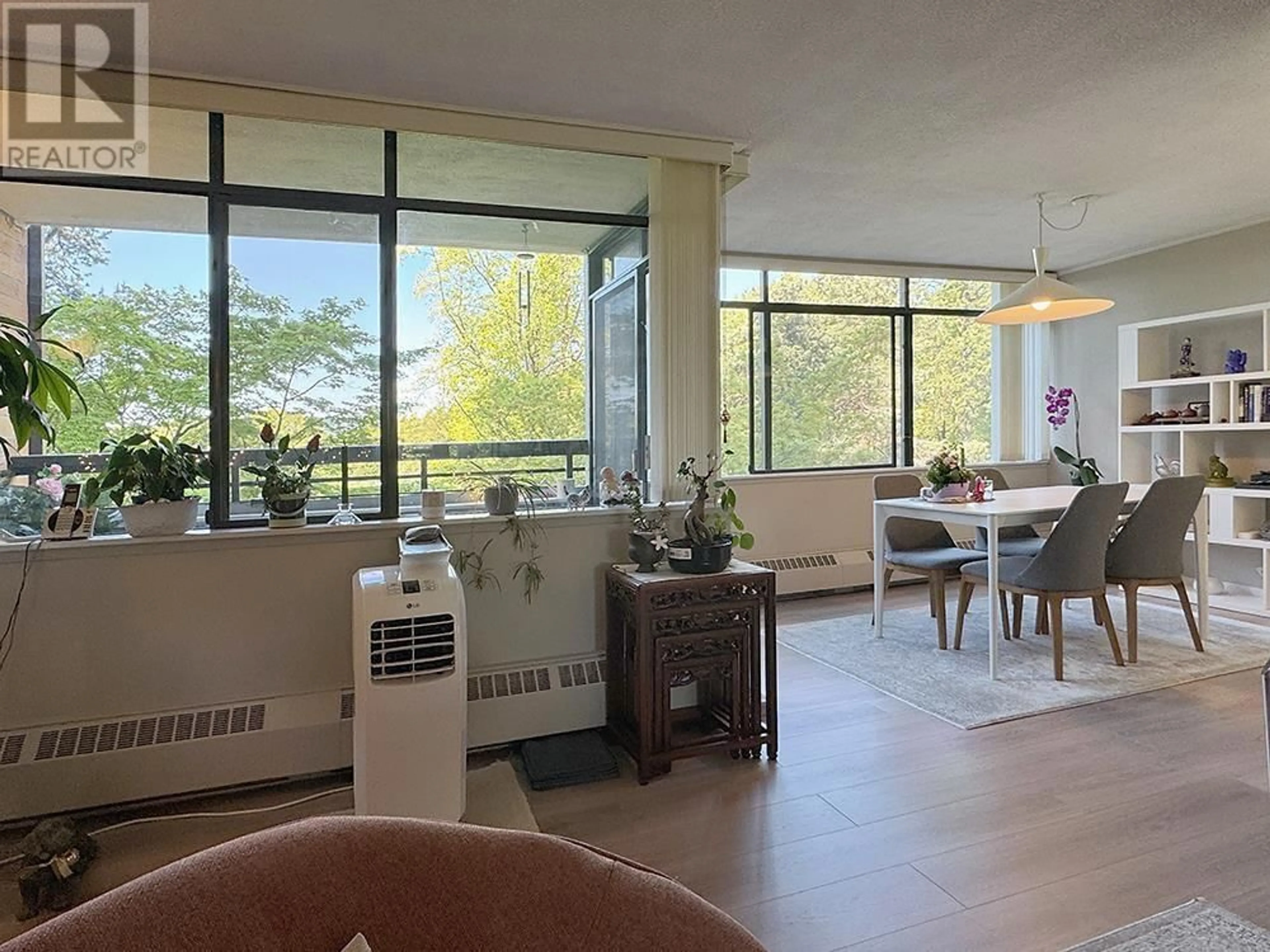 A pic of a room for 405 - 6611 MINORU BOULEVARD, Richmond British Columbia V6Y1Y9