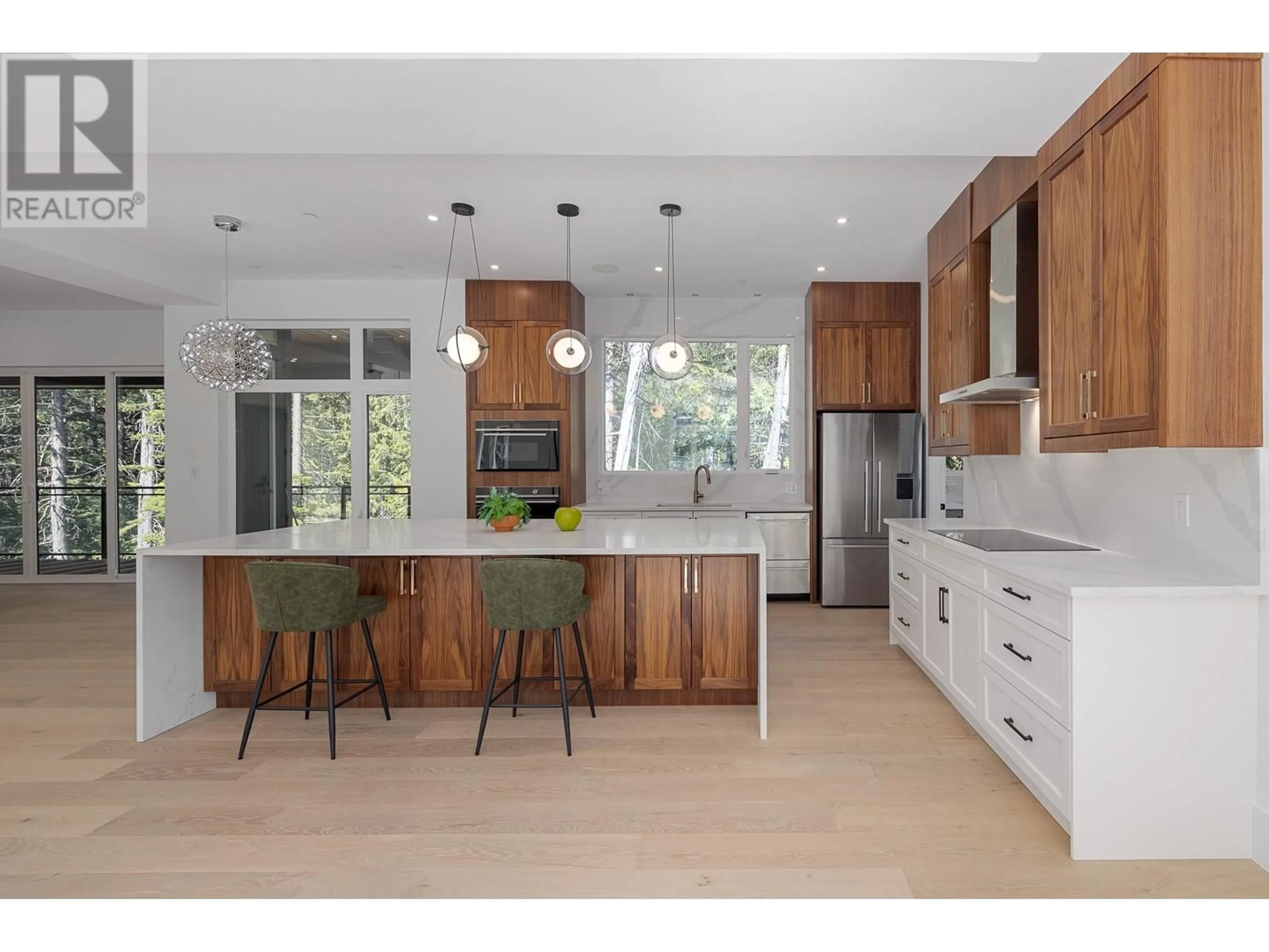 Open concept kitchen, unknown for 9113 RIVERSIDE DRIVE, Whistler British Columbia V8E1M1