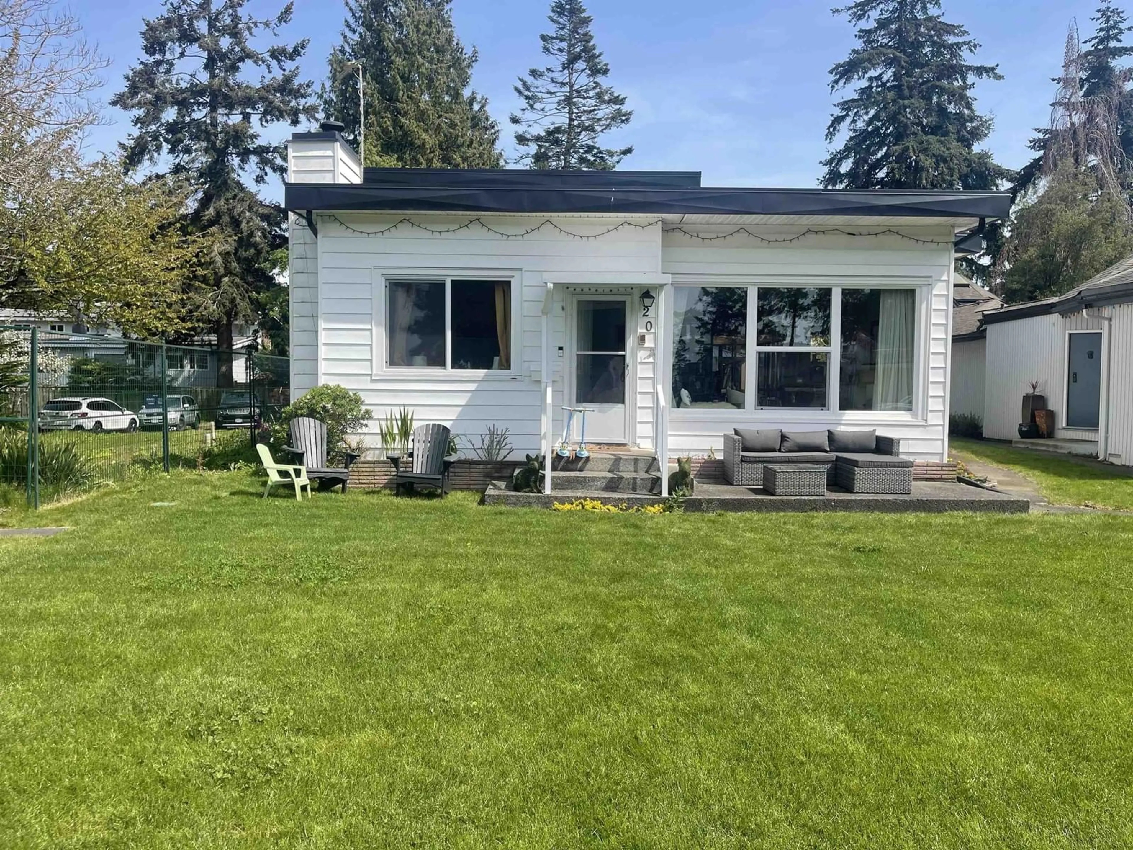 Home with vinyl exterior material, unknown for 20 - 2250 CHRISTOPHERSON, Surrey British Columbia V4A3L3
