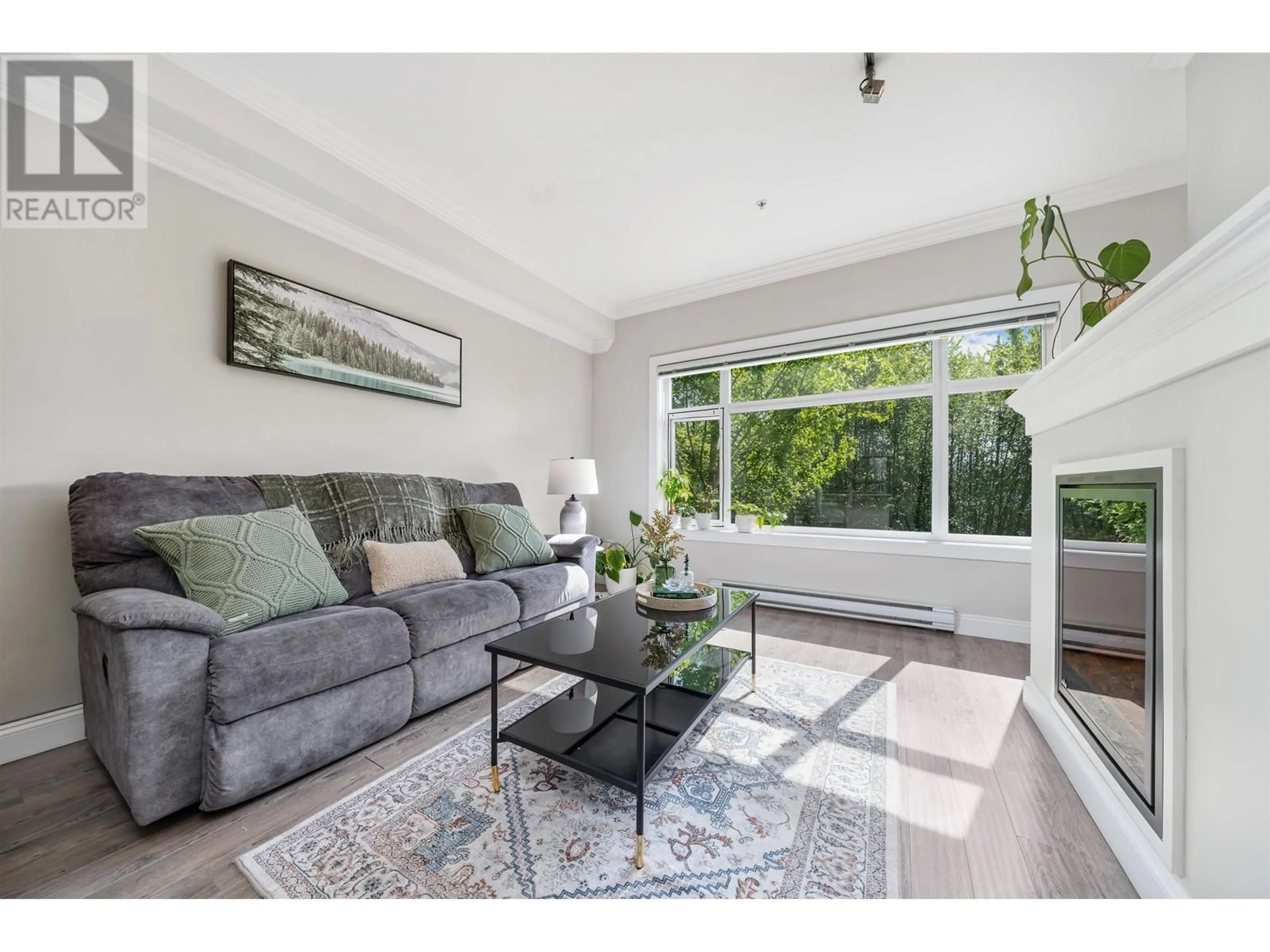 Living room with furniture, unknown for 204 - 11566 224 STREET, Maple Ridge British Columbia V2X9C9
