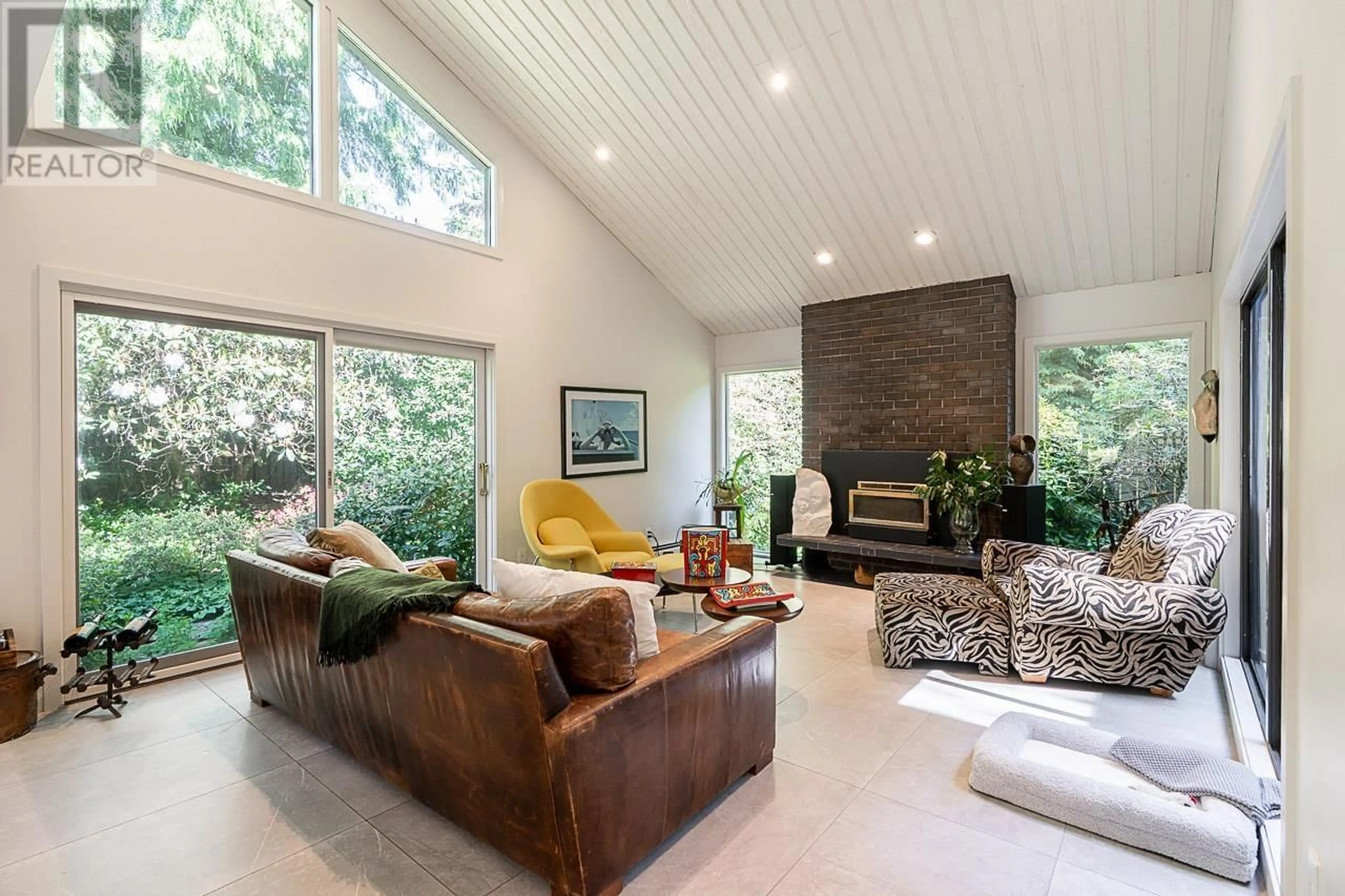 Living room with furniture, unknown for 4187 MUSQUEAM CLOSE, Vancouver British Columbia V6N3R9