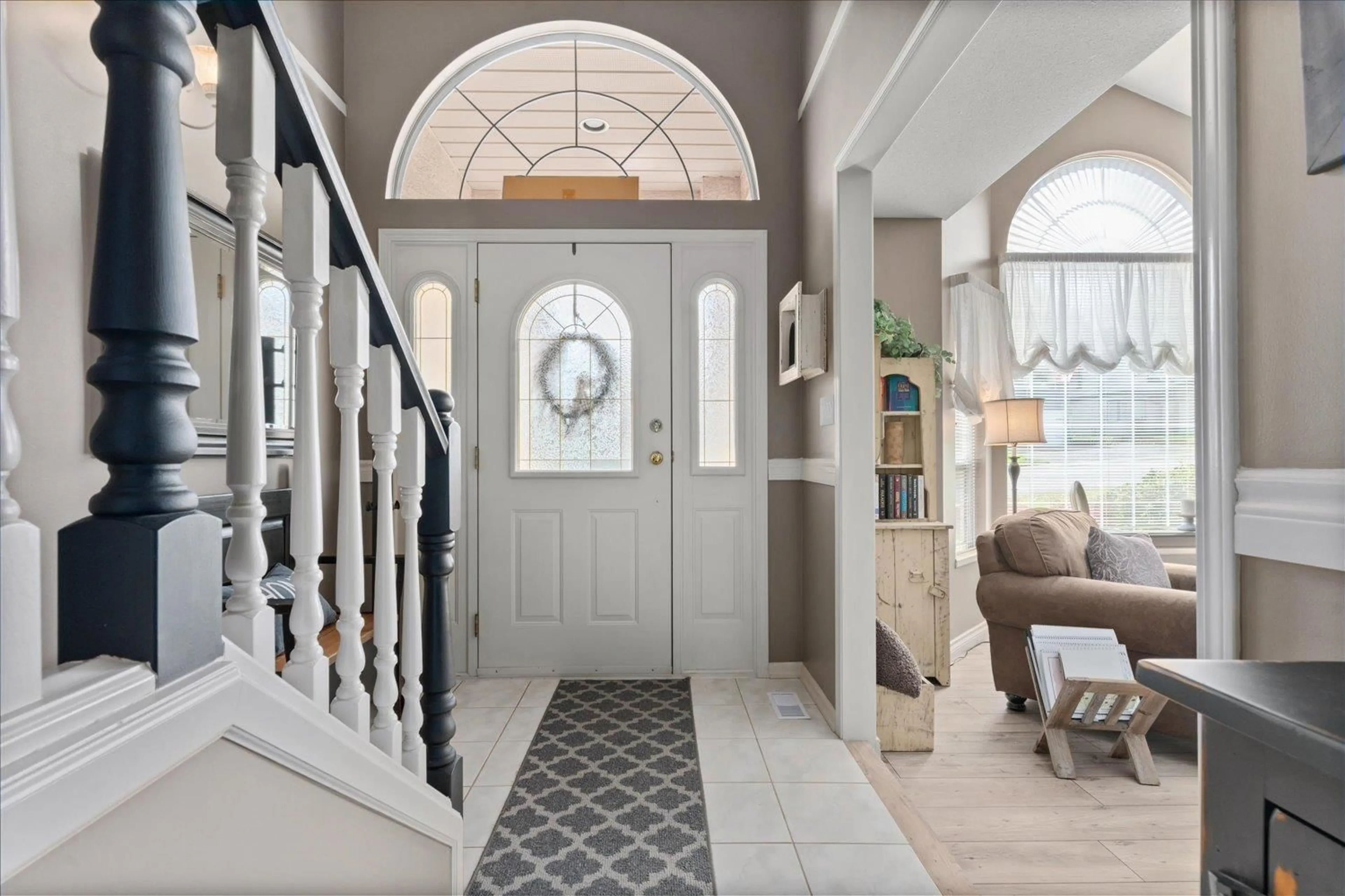 Indoor entryway for 3561 PICTON, Abbotsford British Columbia V2S7H6