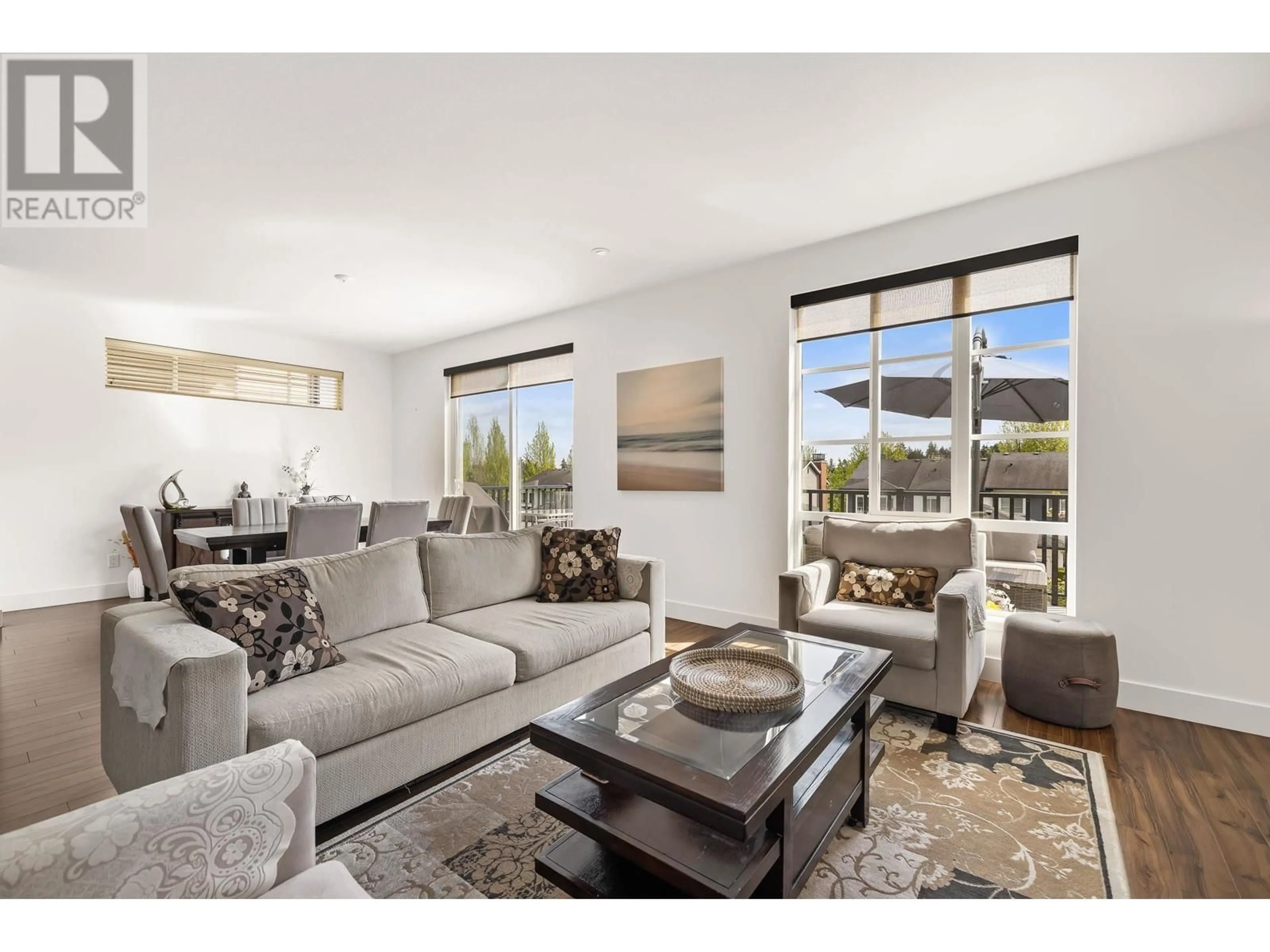 Living room with furniture, unknown for 3442 DARWIN AVENUE, Coquitlam British Columbia V3B3H7