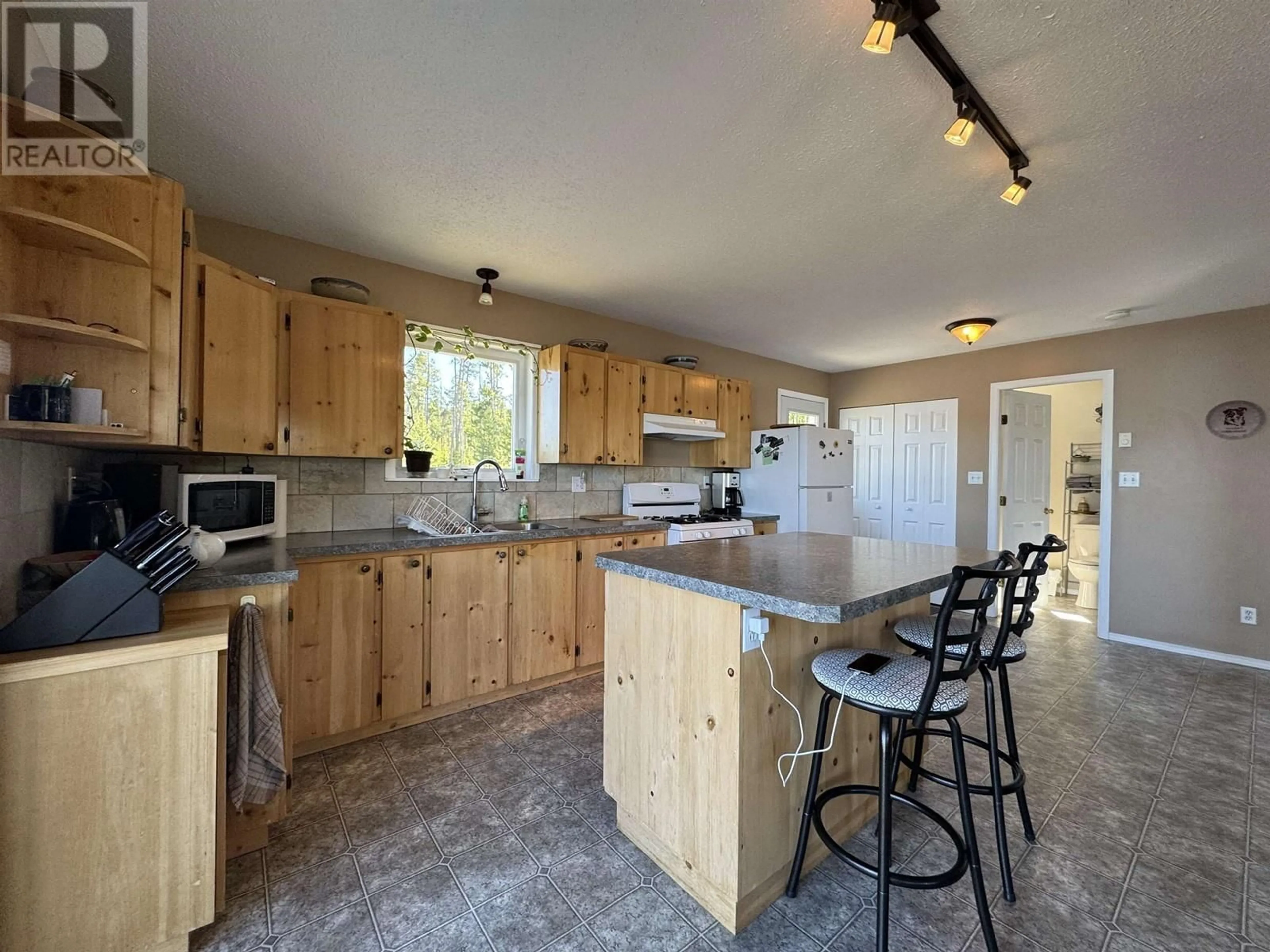 Unknown for 3614 PUNTZI LAKE ROAD, Chilcotin British Columbia V0L1H0