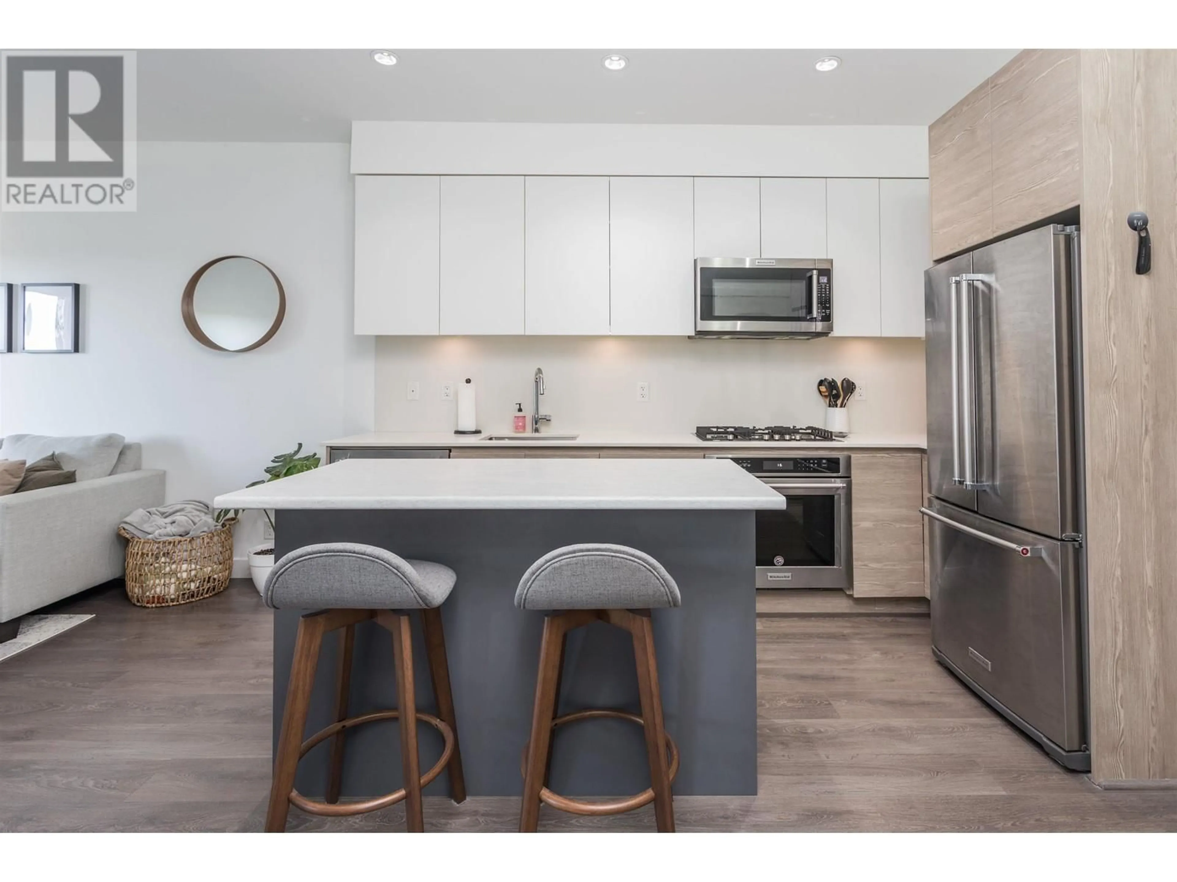 Open concept kitchen, unknown for 314 - 4468 DAWSON STREET, Burnaby British Columbia V5C0J9