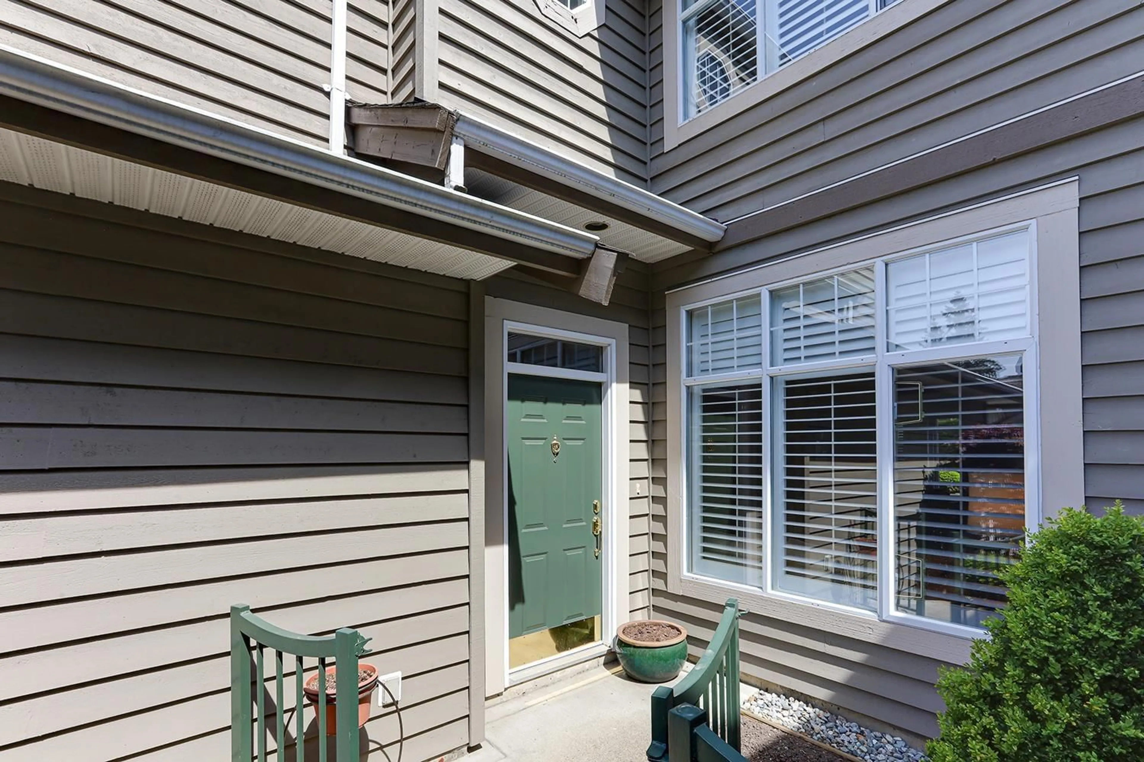 Patio, street for 27 - 15020 27A, Surrey British Columbia V4P2Z9