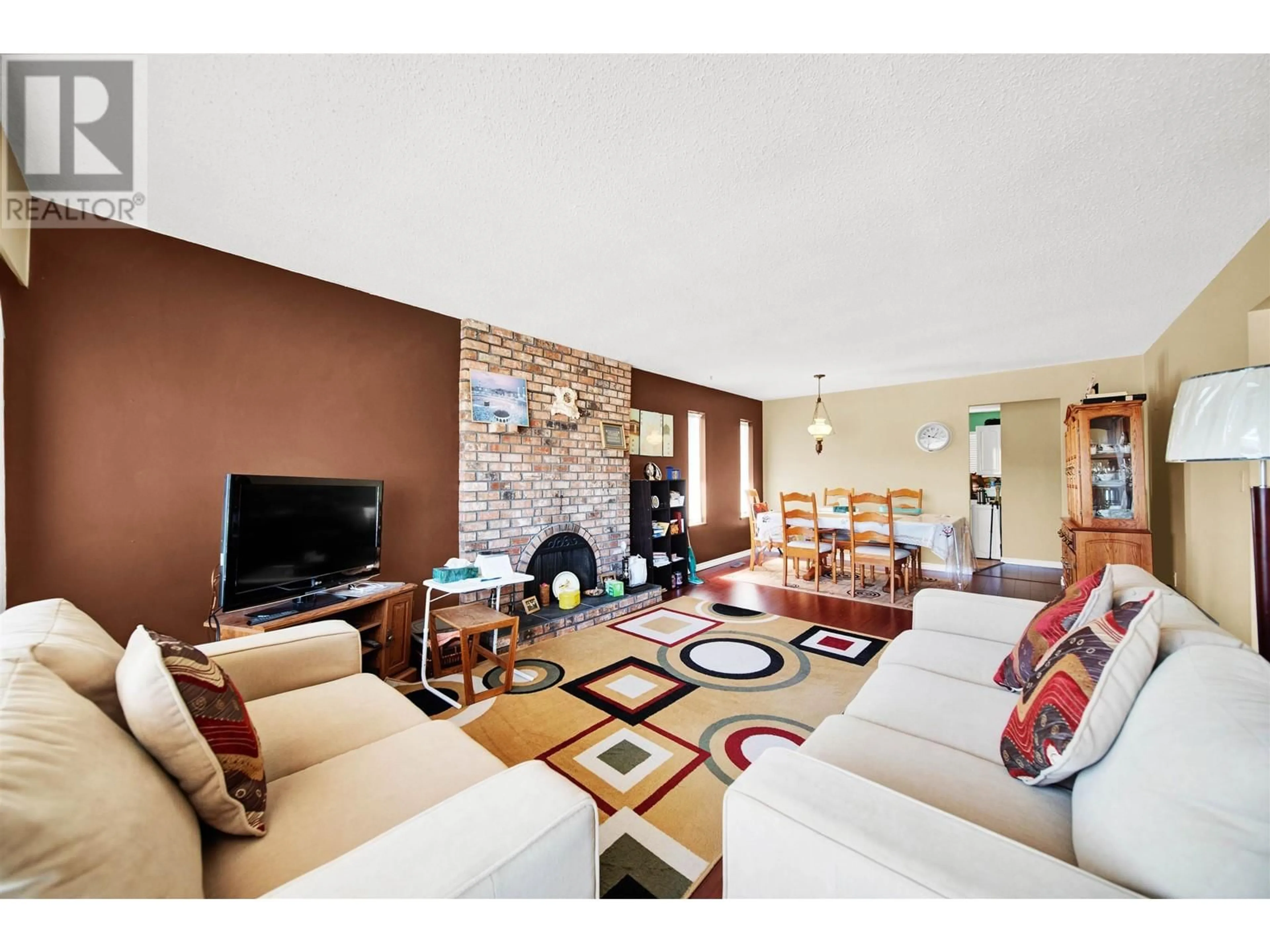 Living room with furniture, unknown for 1238 WISE COURT, Coquitlam British Columbia V3E1H9