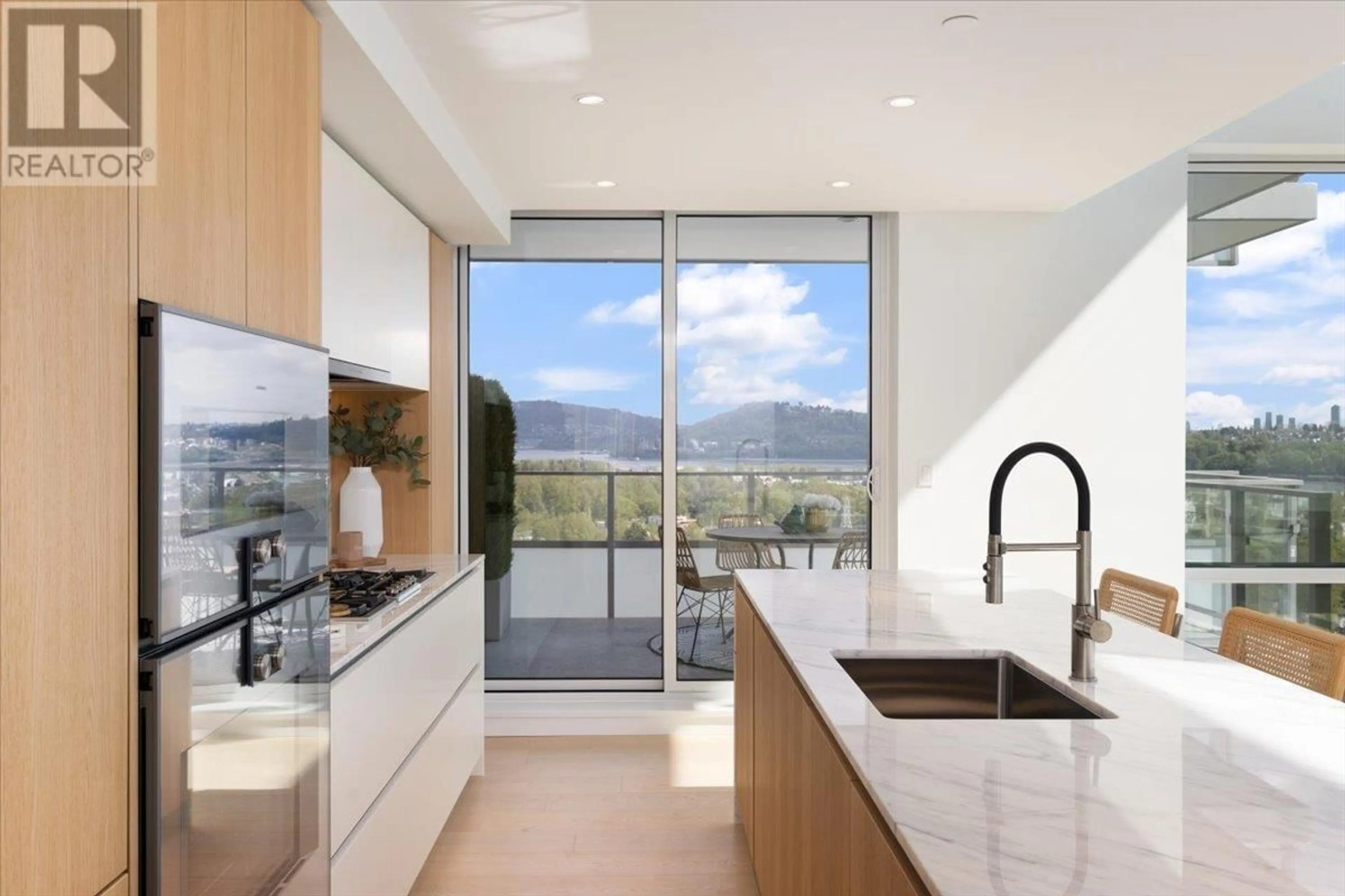 Contemporary kitchen, ceramic/tile floor for 2404 - 1500 FERN STREET, North Vancouver British Columbia V7J0E6