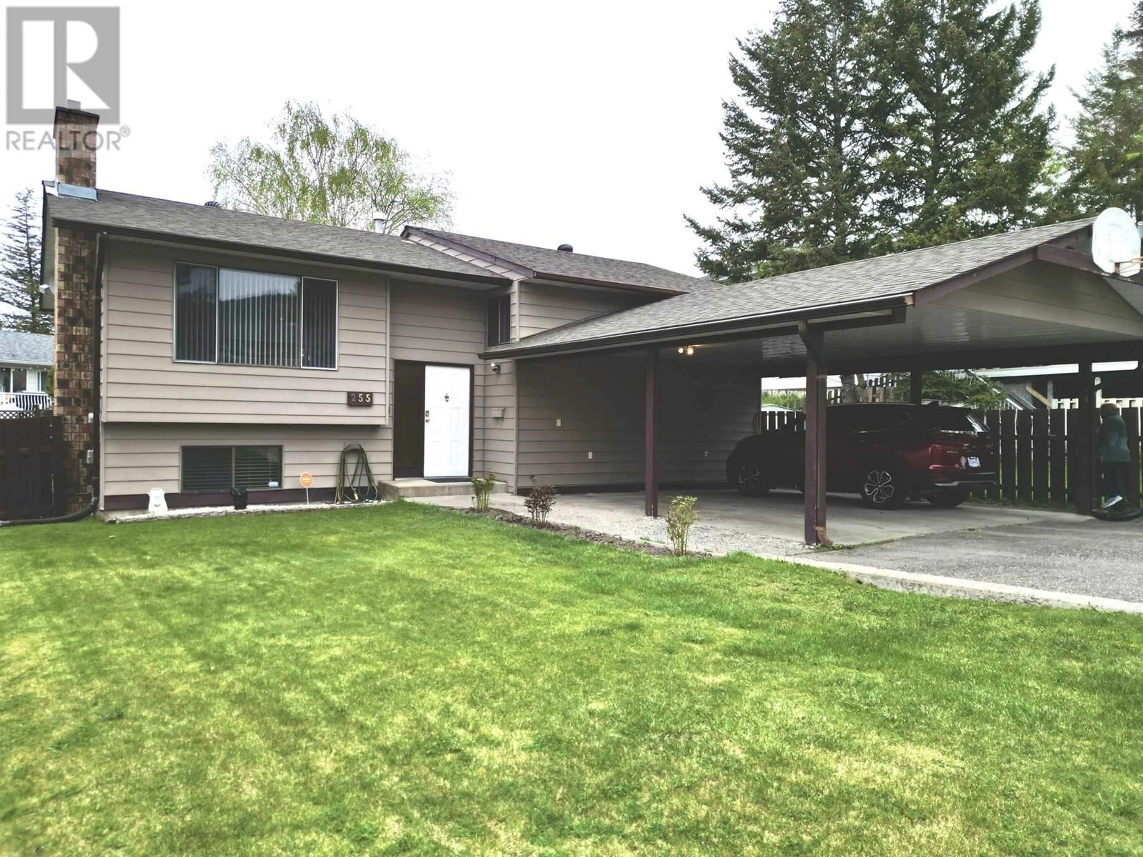 Home with vinyl exterior material, street for 255 LITZENBURG CRESCENT, Williams Lake British Columbia V2G4G7