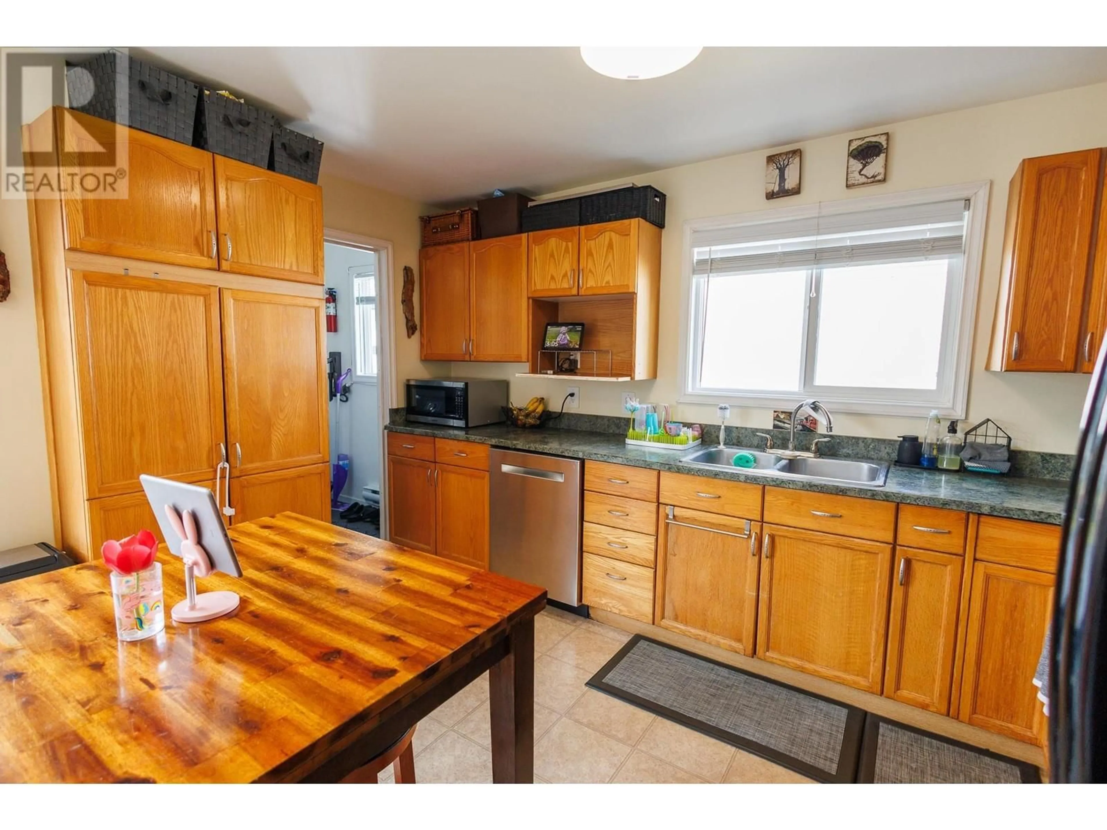 Standard kitchen, wood/laminate floor for 4636 GOULET AVENUE, Terrace British Columbia V8G1B6