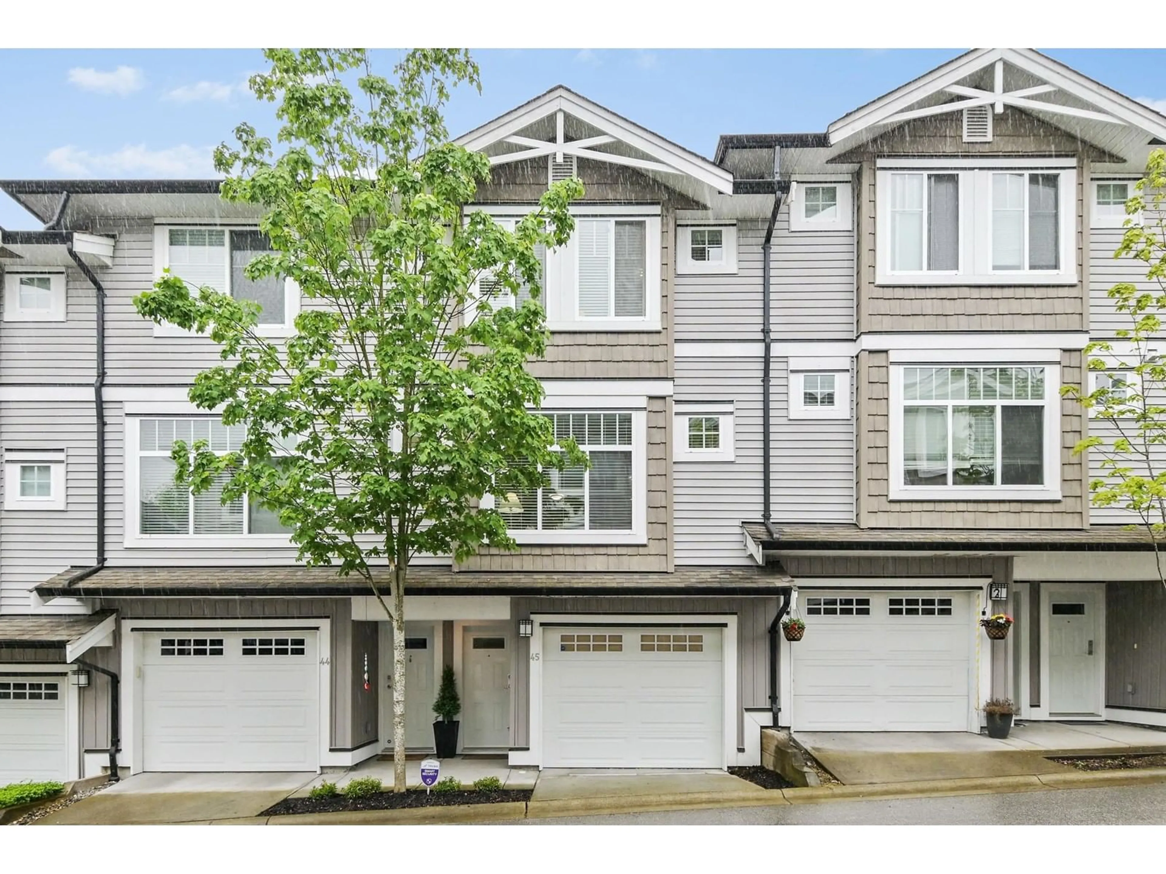Home with vinyl exterior material, street for 45 - 14356 63A, Surrey British Columbia V3X0E3