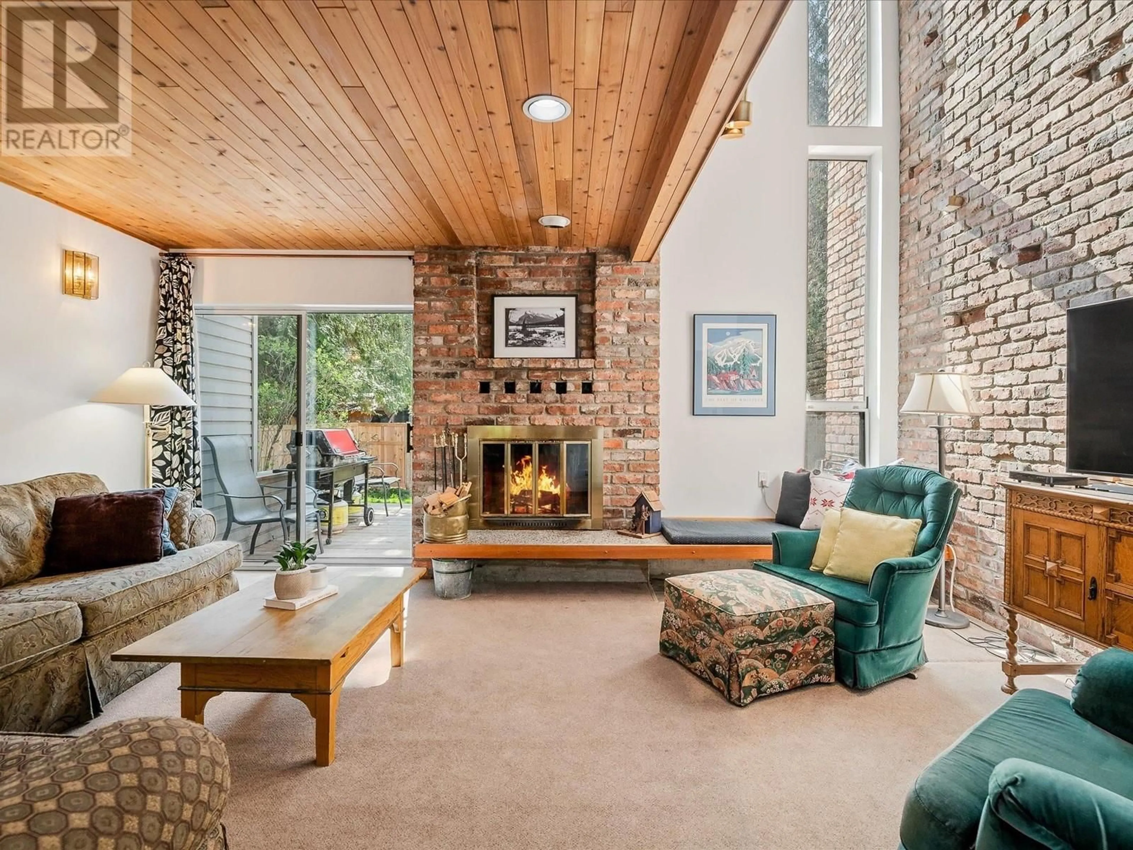 Living room with furniture, unknown for 2095 CHAMONIX CRESCENT, Whistler British Columbia V8E0B1