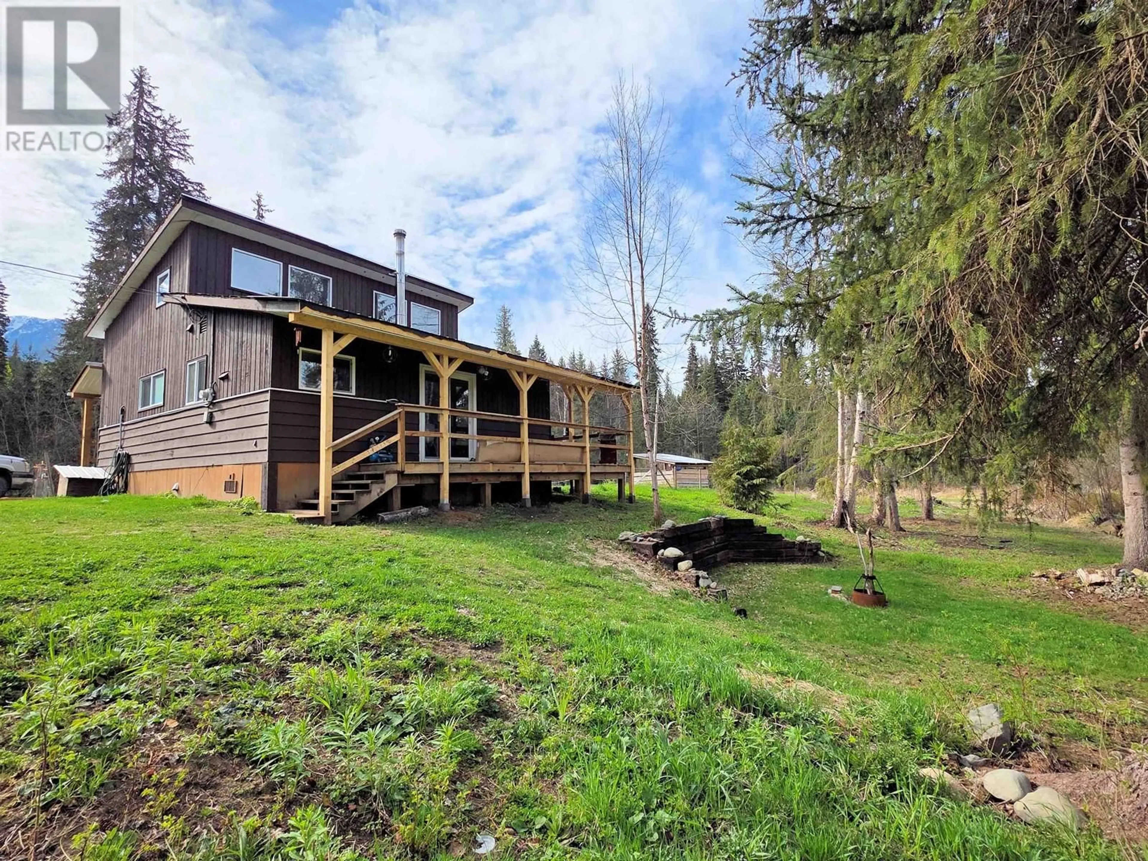 A pic from outside/outdoor area/front of a property/back of a property/a pic from drone, water/lake/river/ocean view for 14 COMEAU ROAD, Hazelton British Columbia V0J2J1