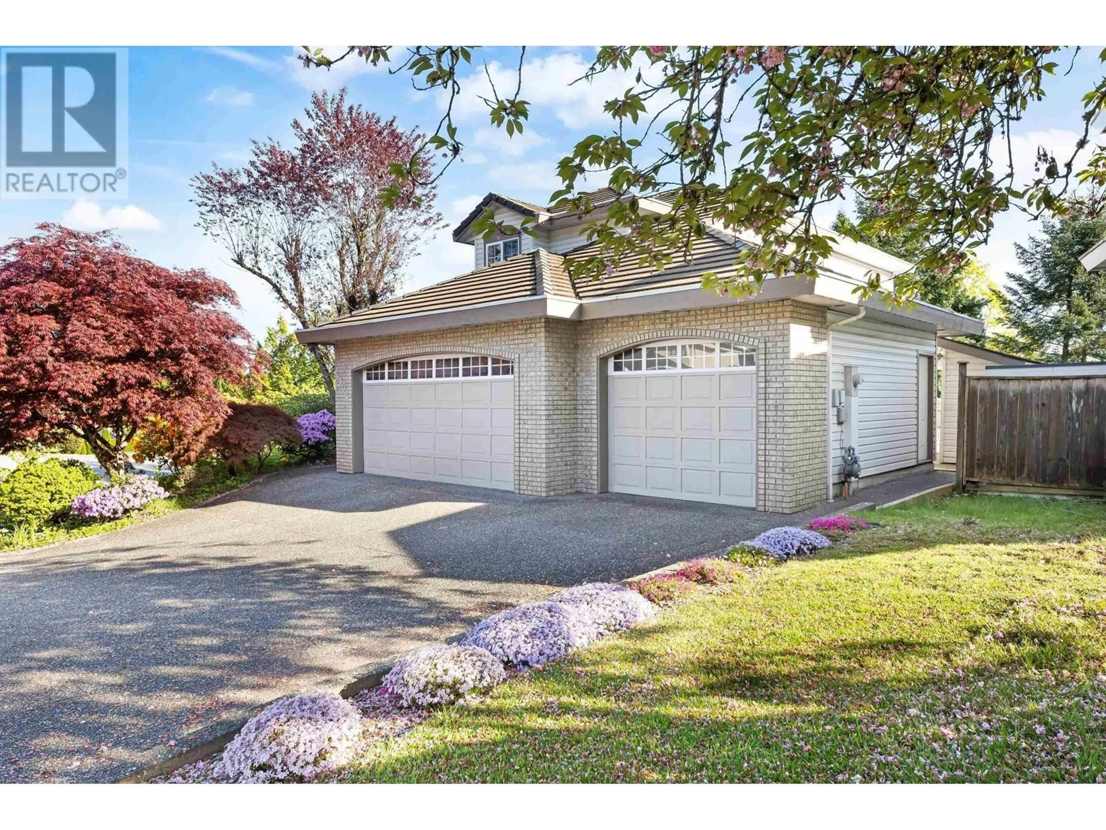 Indoor garage for 2802 GREENBRIER PLACE, Coquitlam British Columbia V3E2S4